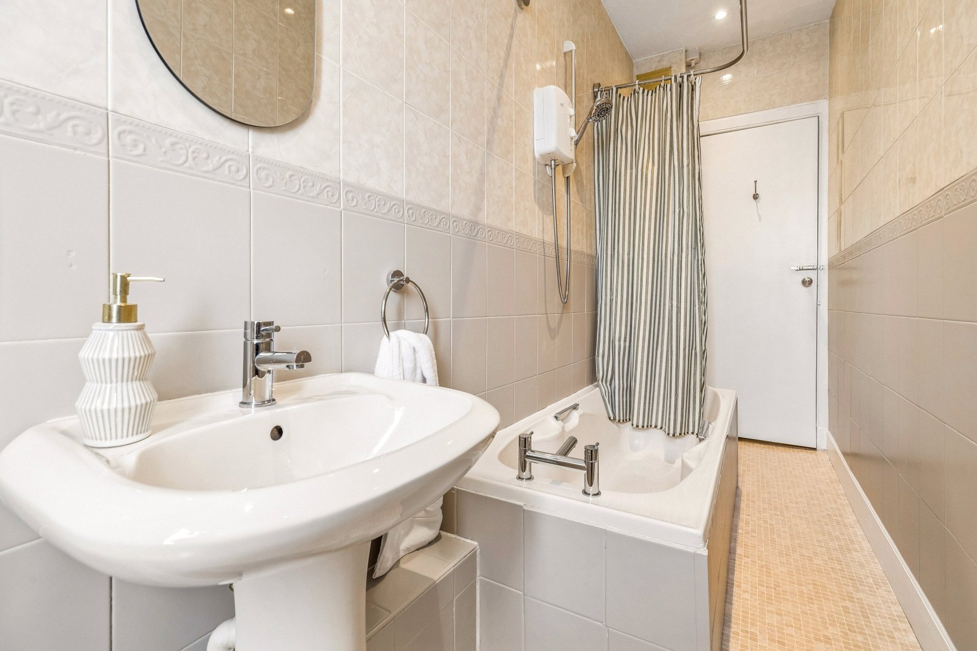 Flat 3/3, 483 Clarkston Road, Muirend, Glasgow, G44 3LW - Picture #15