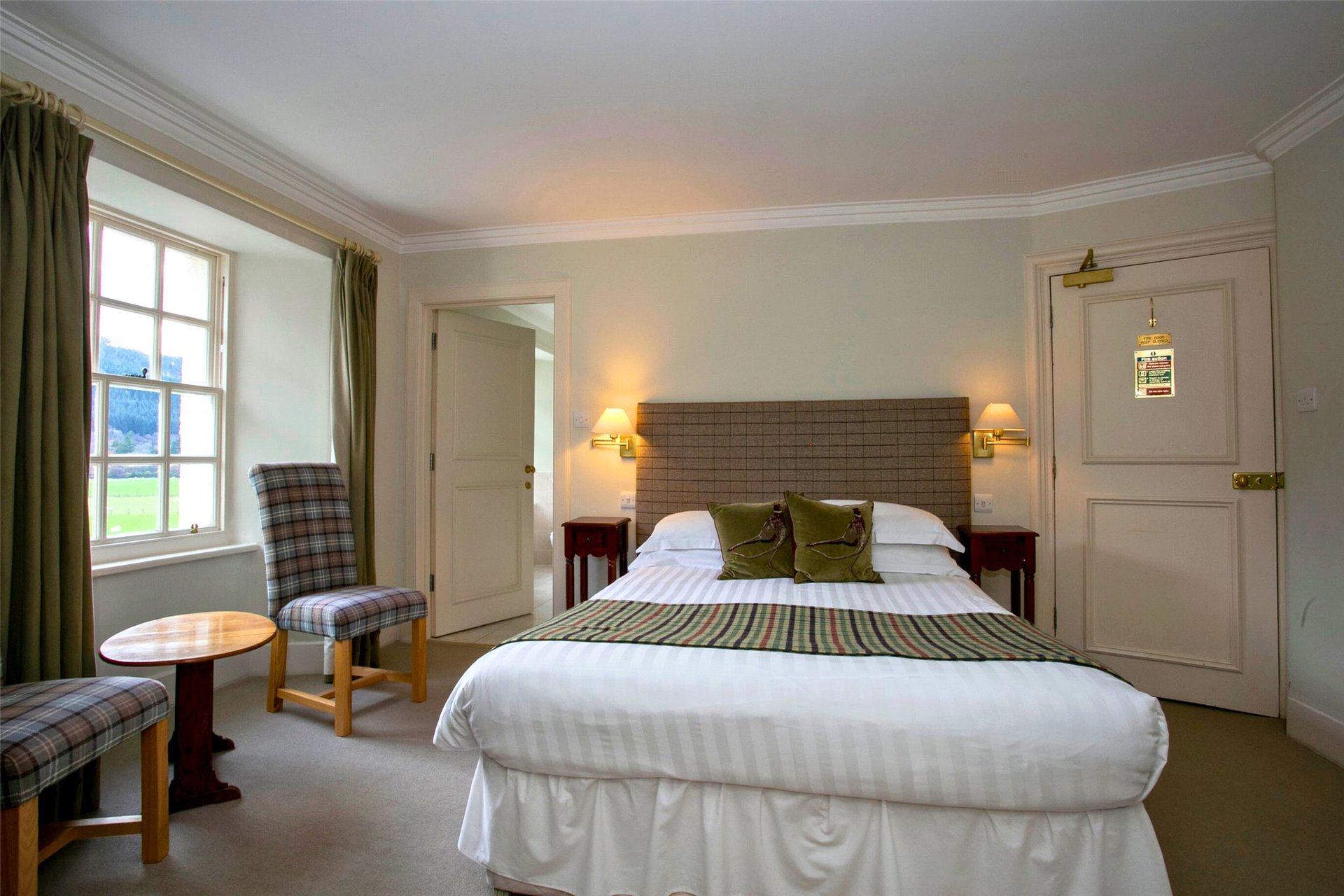 Fortingall Hotel & Cottage, Fortingall, Aberfeldy, Perthshire, PH15 2NQ - Picture #11
