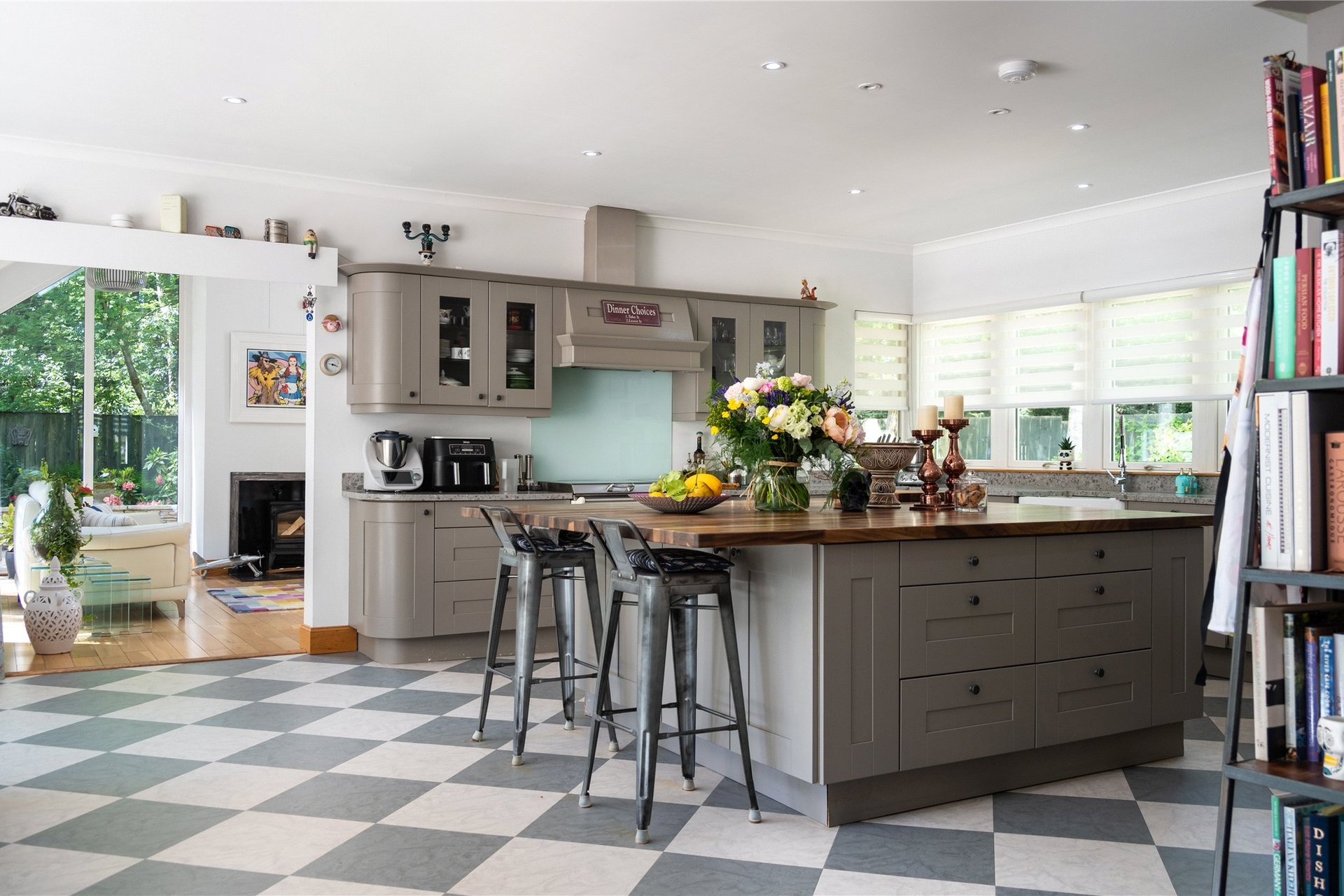 The Pines, Mauricewood, Penicuik, EH26 0NH - Picture #6