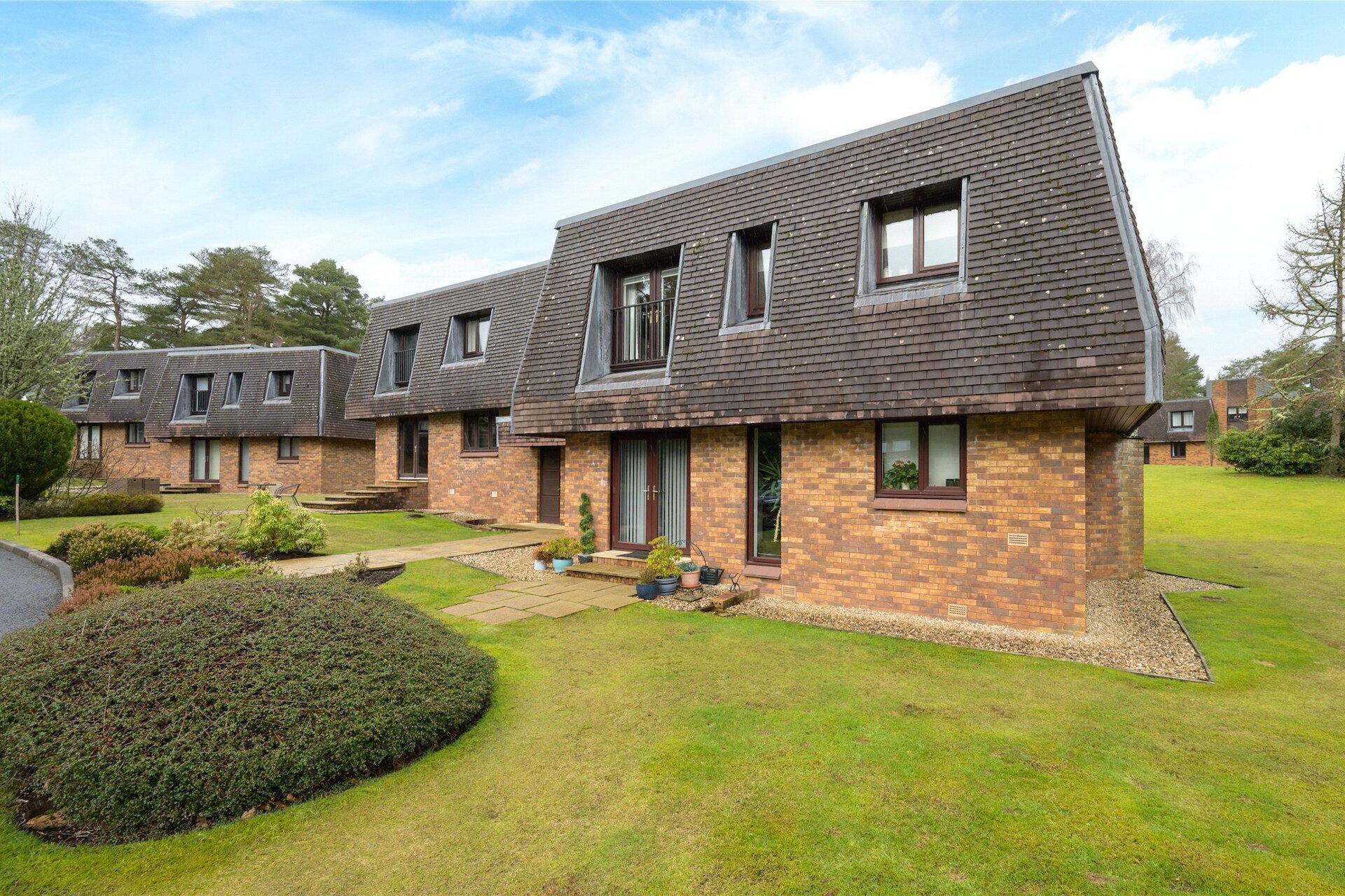 12 Glamis Court, Gleneagles Village, Auchterarder, PH3 1SQ - Picture #1