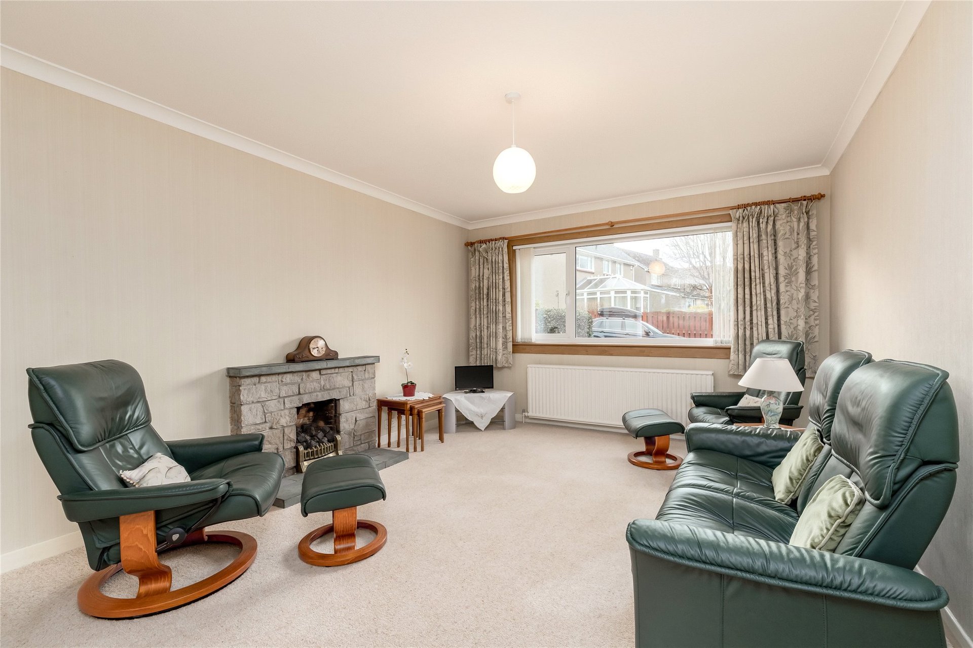 8 Addiston Crescent, Balerno, Midlothian, EH14 7DB - Picture #2