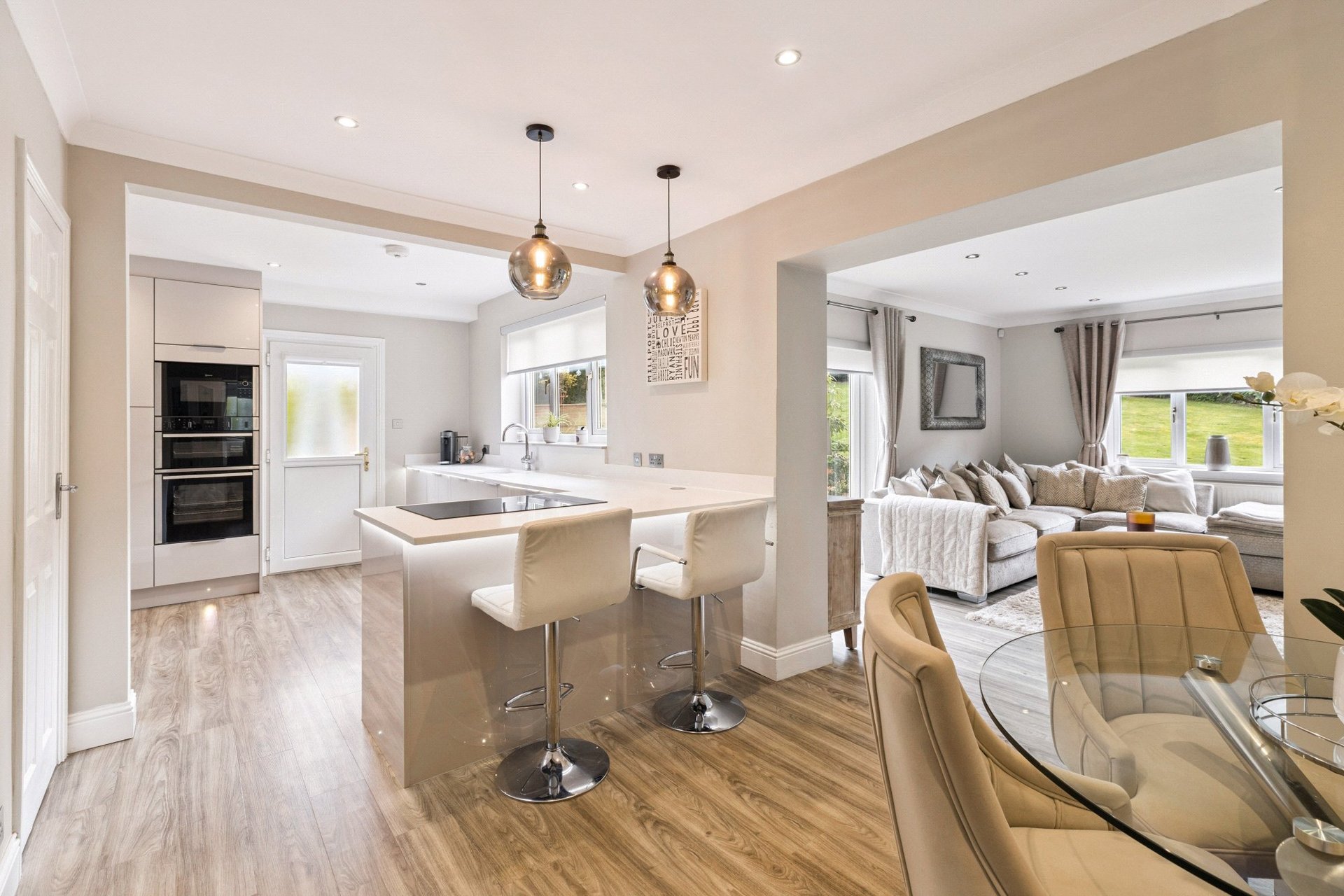 8 Castle Gate, Newton Mearns, Glasgow, G77 5LJ - Picture #10