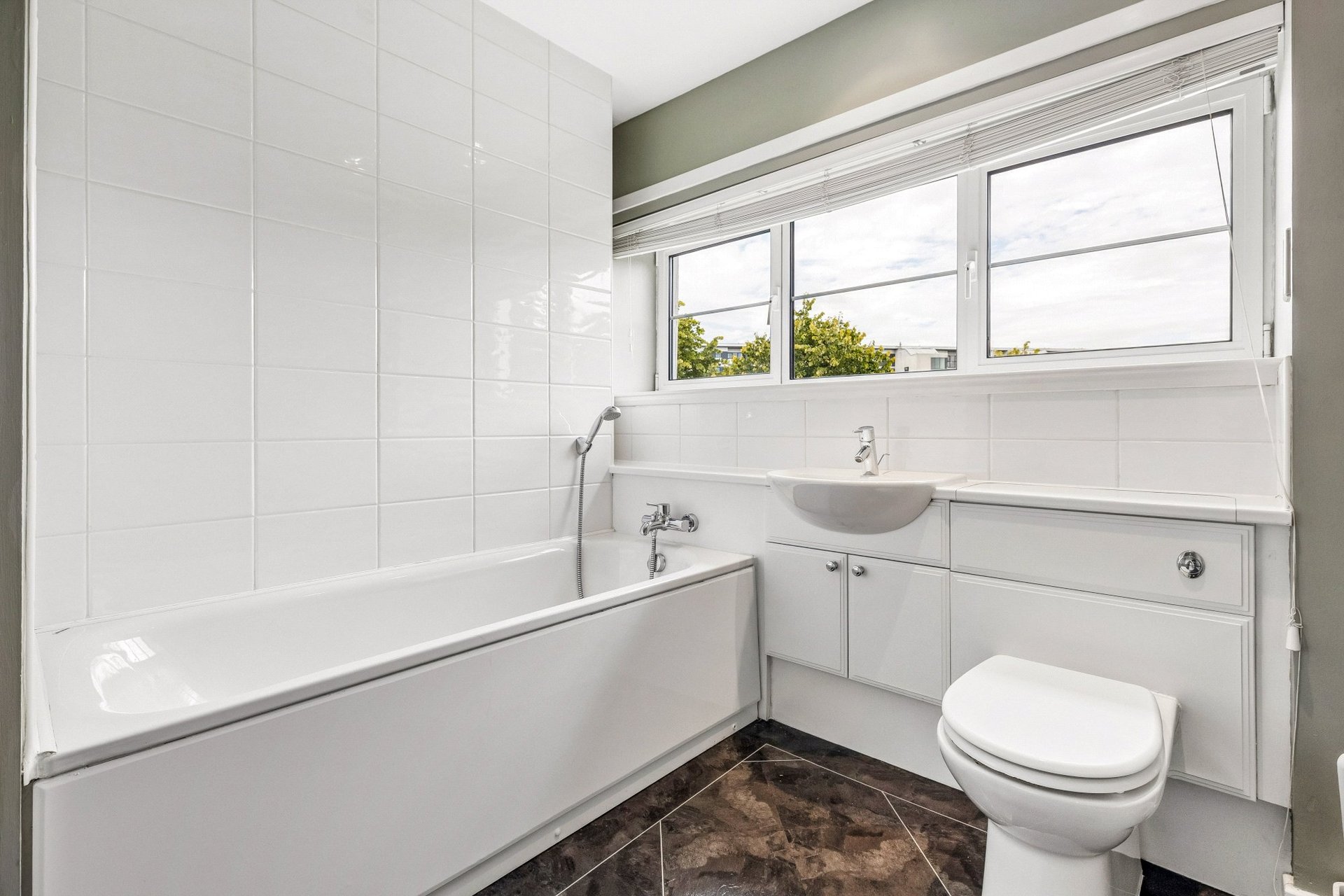 71 Canniesburn Drive, Bearsden, G61 1RX - Picture #15