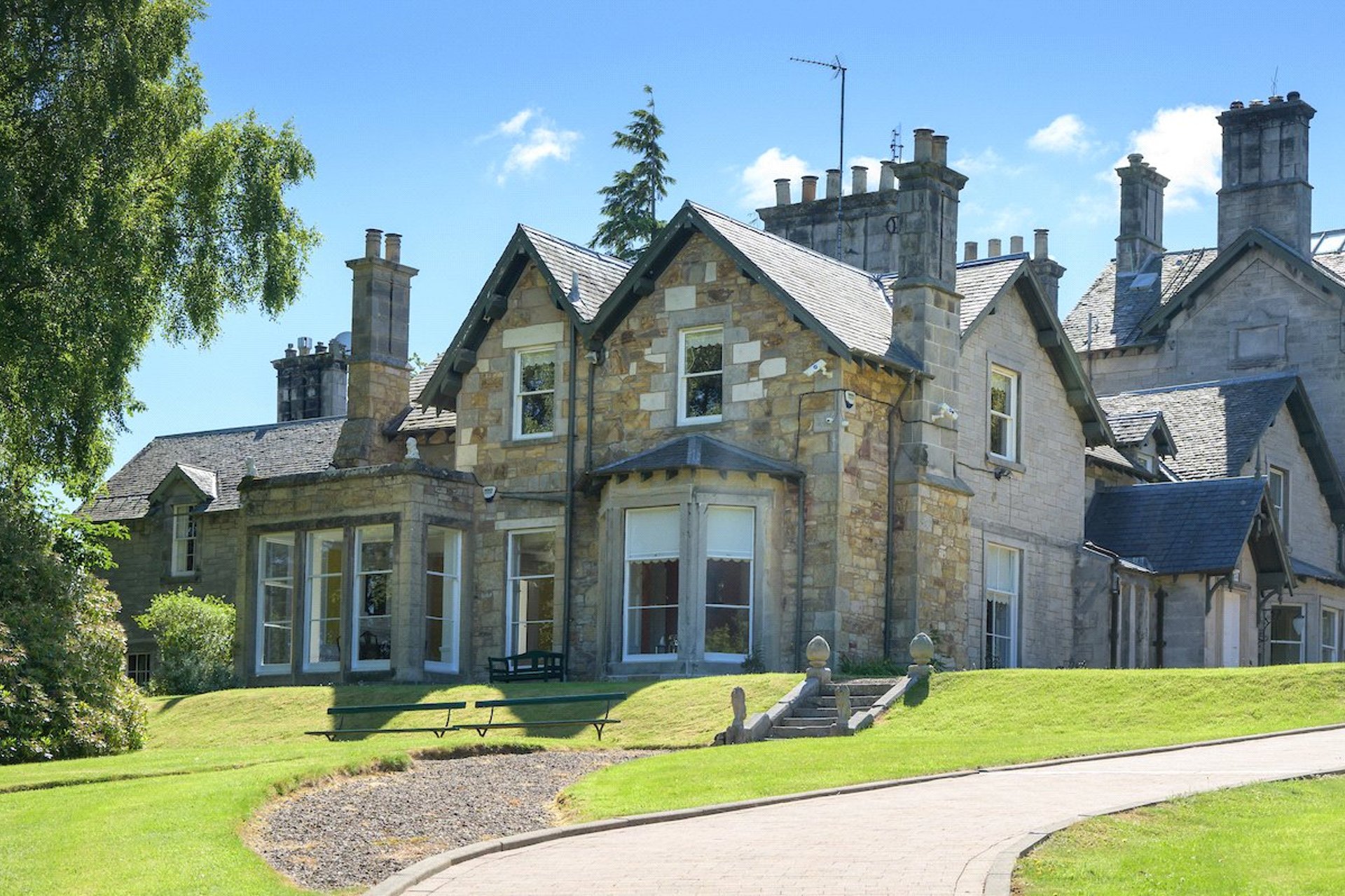 Loganbank House, Milton Bridge, Penicuik, Midlothian, EH26 0NY - Picture #42