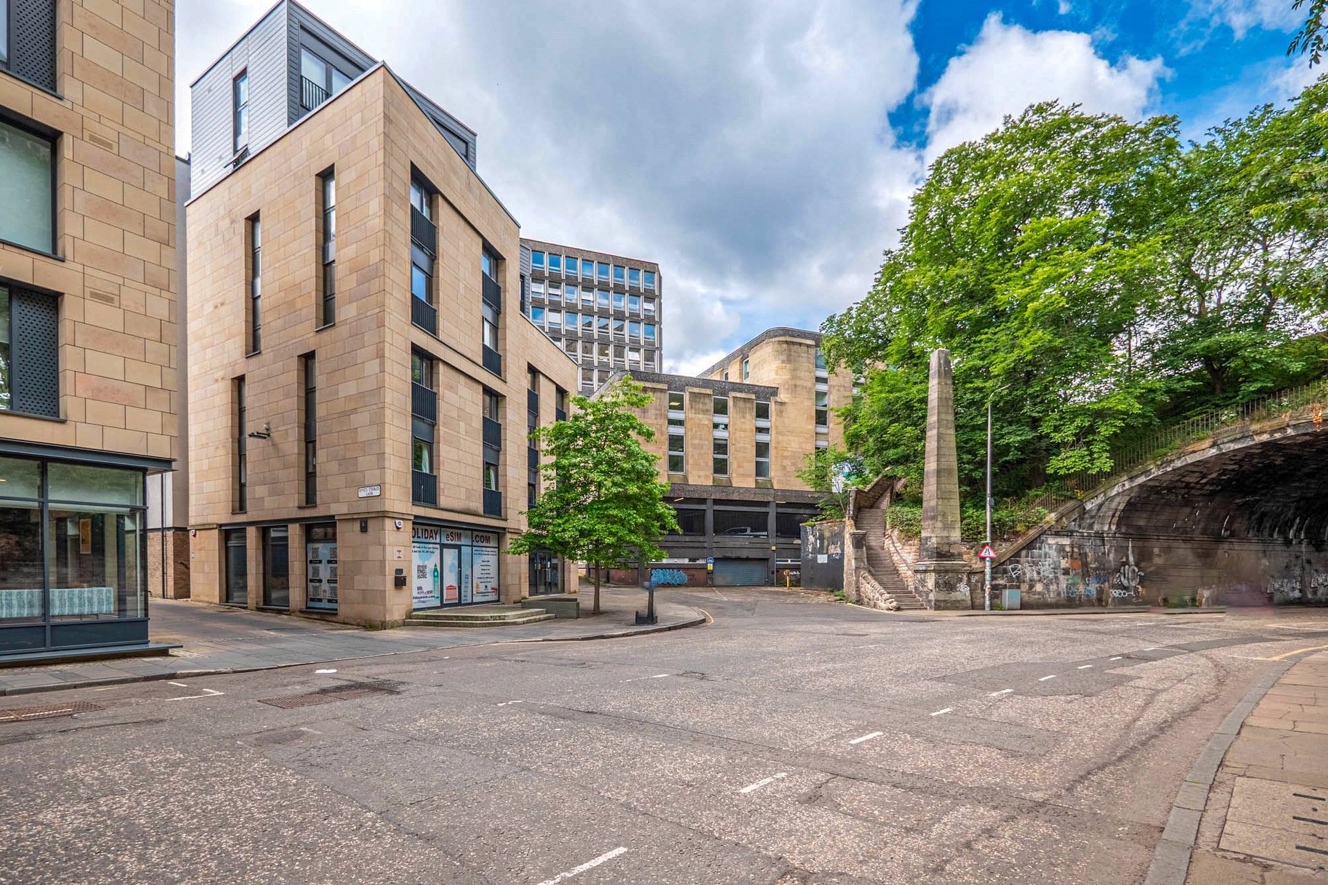 Flat 2, 29 King's Stables Road, Edinburgh, Midlothian, EH1 2AP - Picture #14