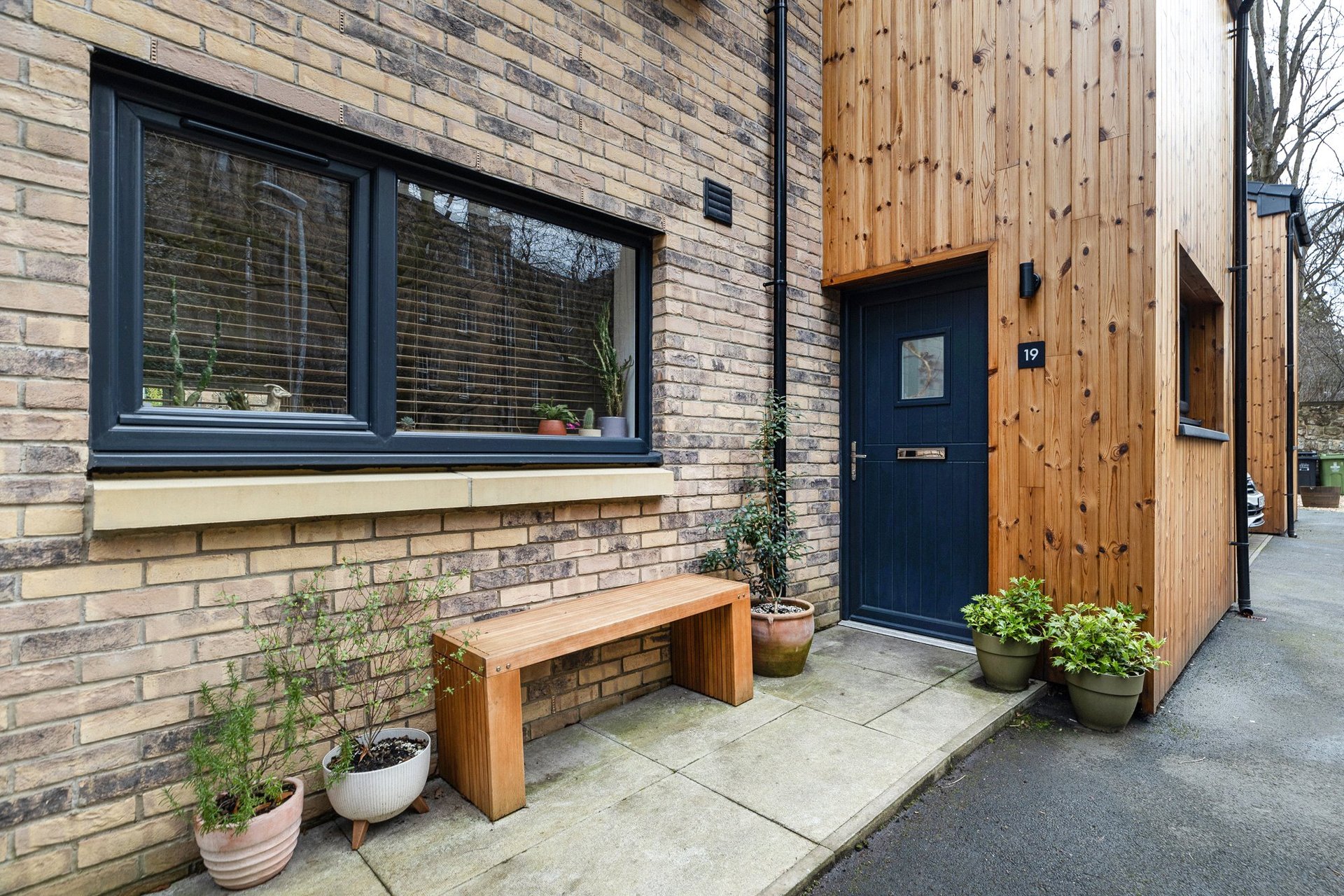 19 Queens Drive Lane, Queens Park, Glasgow, G42 8BD - Picture #2