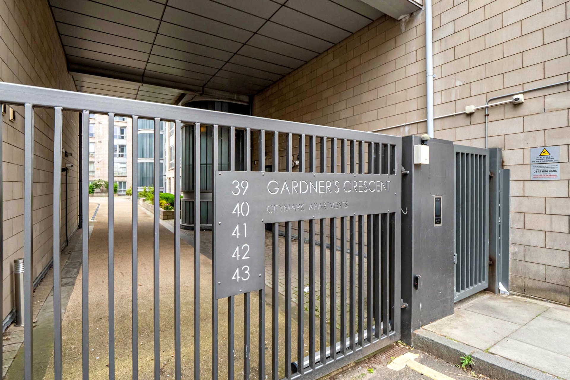 39/4 Gardner's Crescent, Edinburgh, EH3 8DG - Picture #26