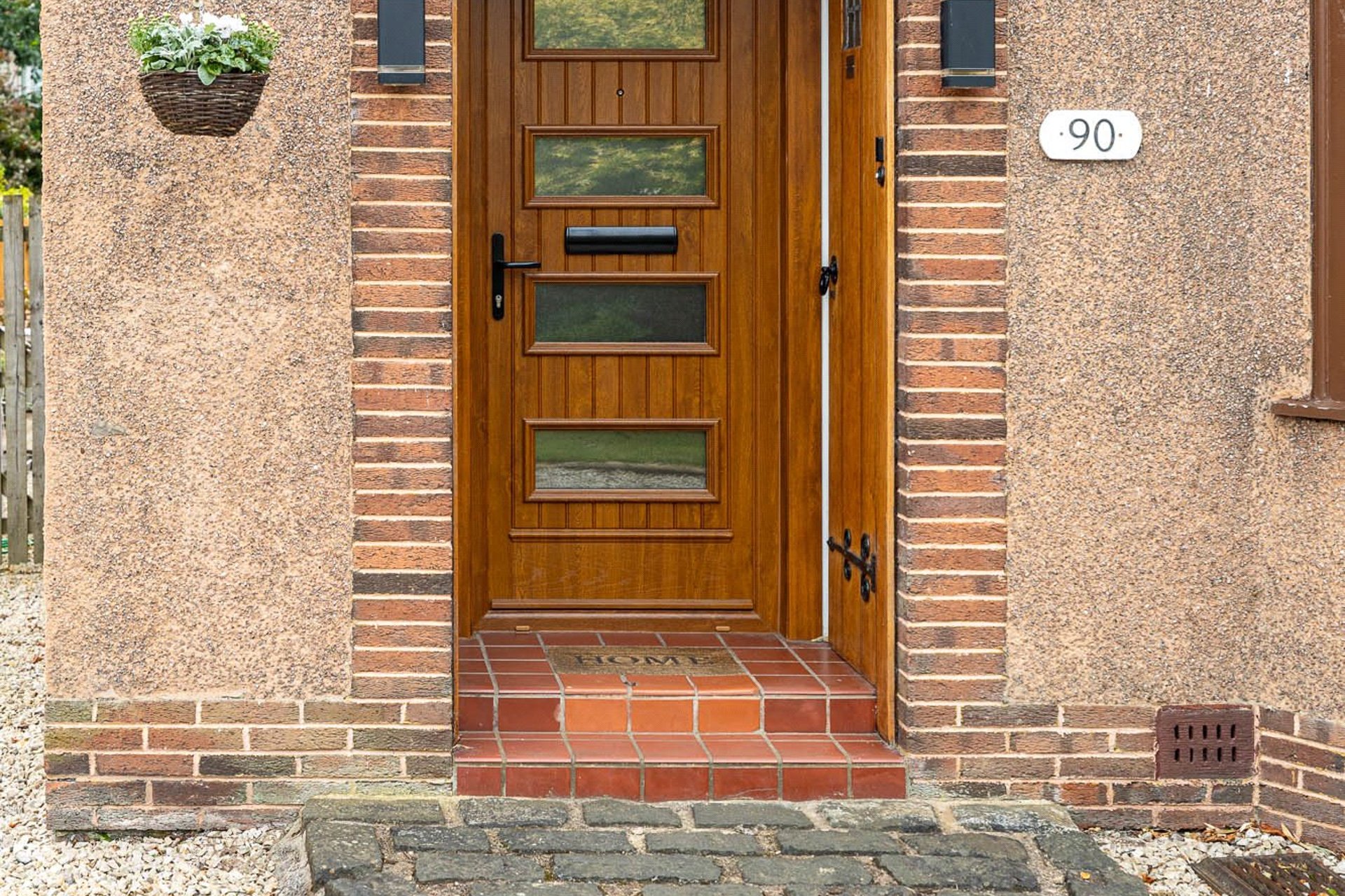 90 Fernleigh Road, Newlands, Glasgow, G43 2TZ - Picture #2