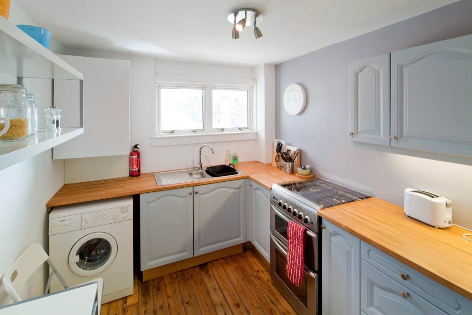 46 Claremont Court, Broughton, Edinburgh, EH7 4LA - Picture #5
