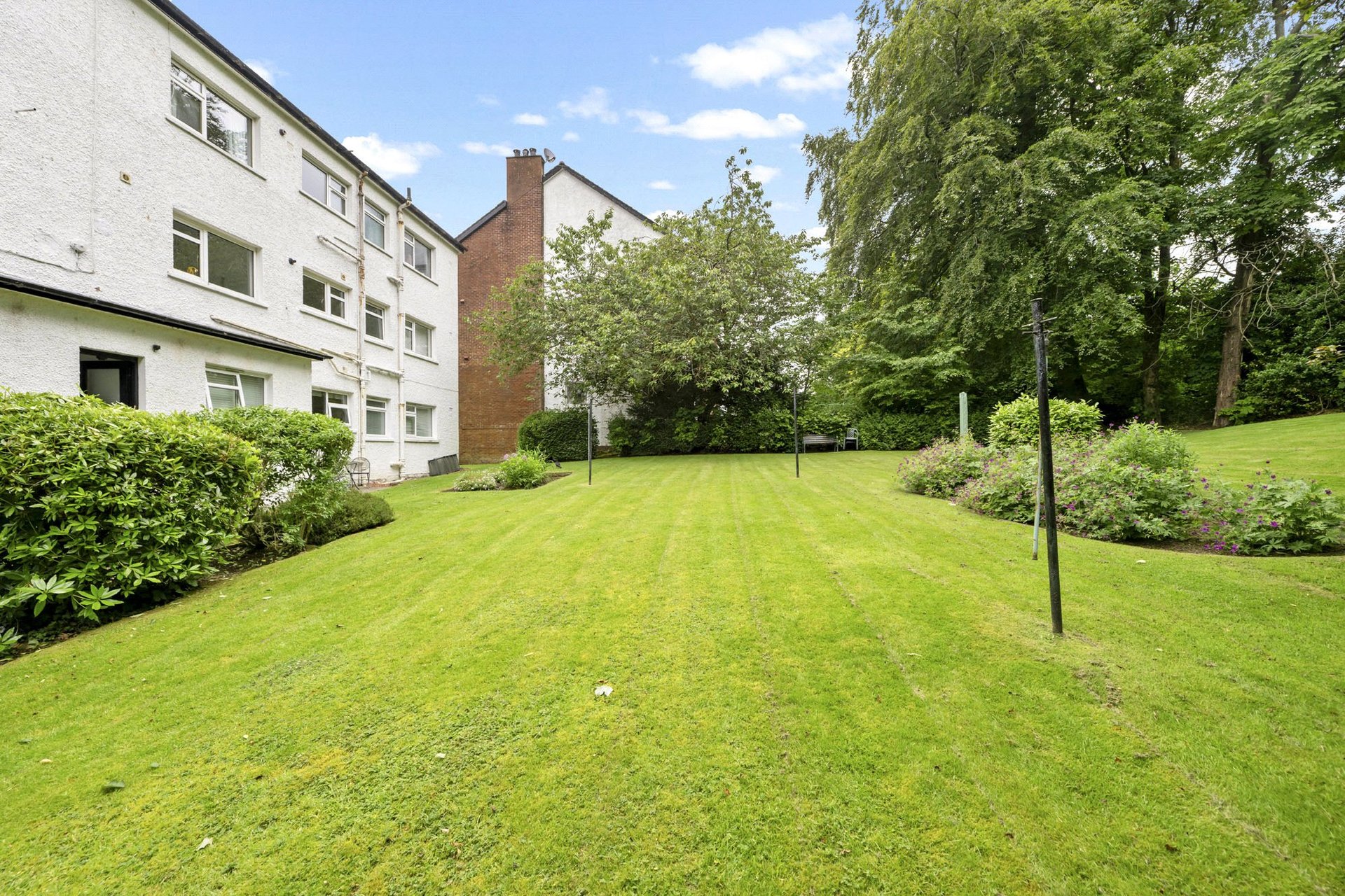 Flat 2-2, 1 Herndon Court, Newton Mearns, Glasgow, G77 5DW - Picture #24