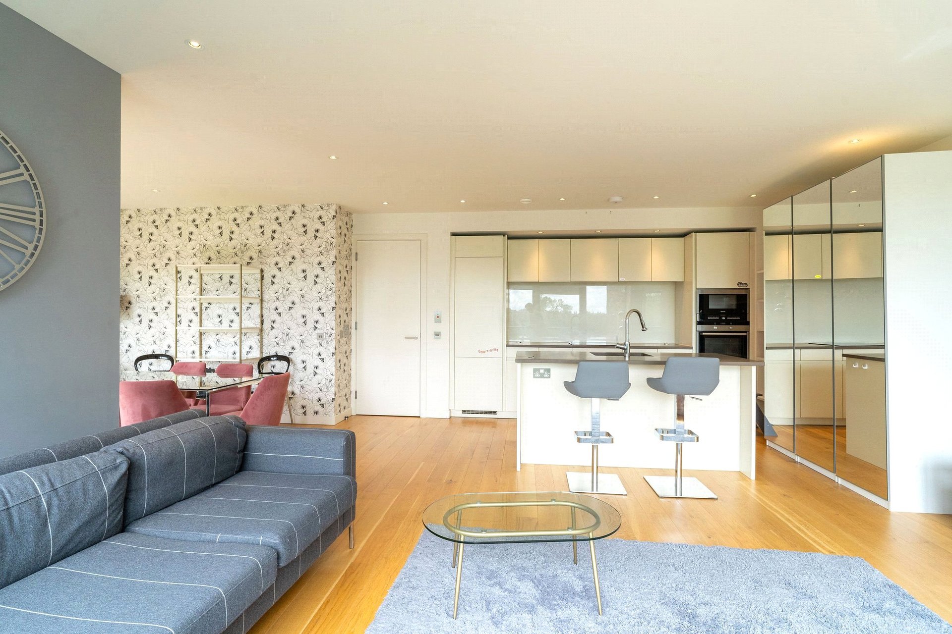 Flat 7, 15 Simpson Loan, Edinburgh, EH3 9GB - Picture #5