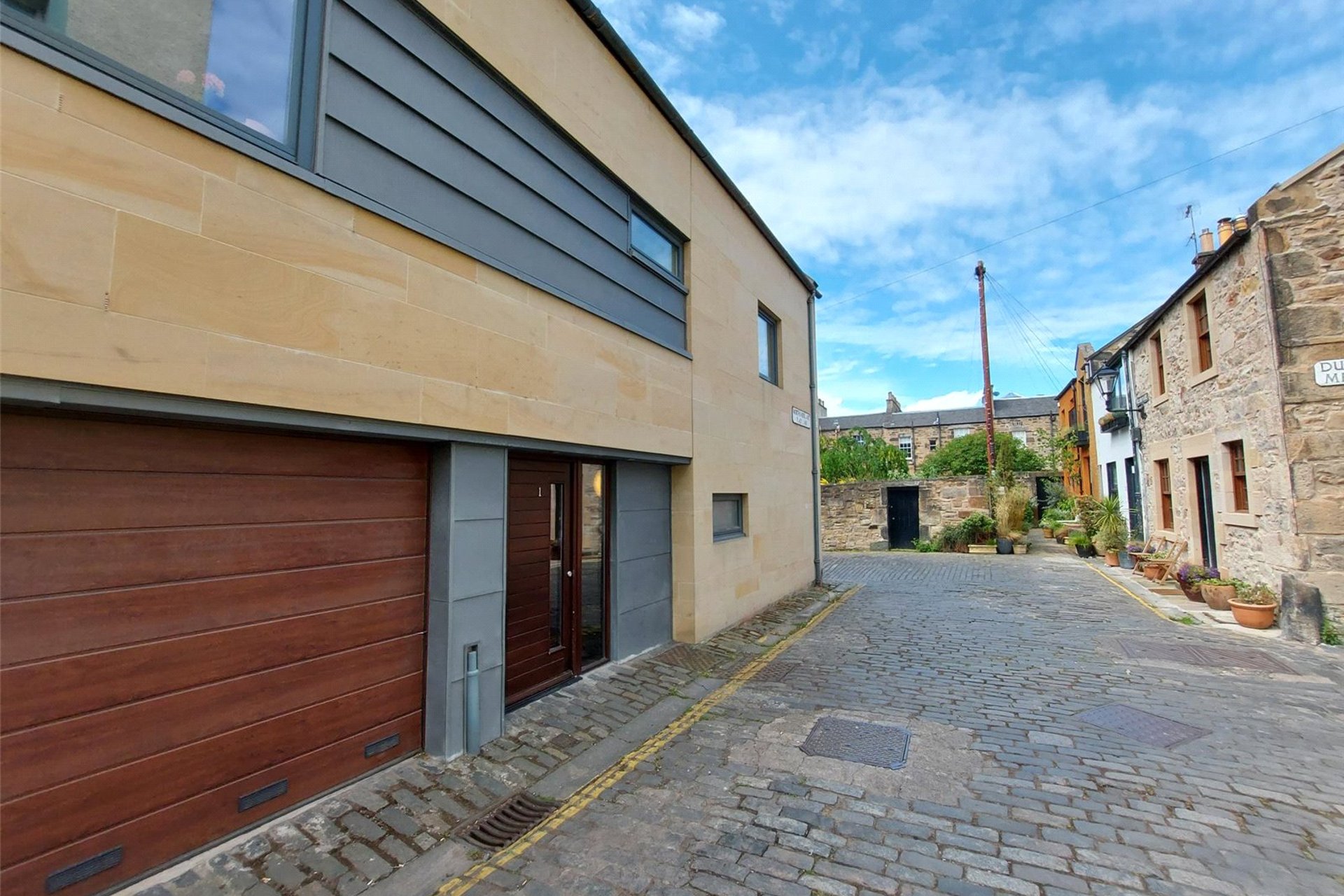 1/6 Northumberland Place Lane, New Town, Edinburgh, EH3 6LD - Picture #2