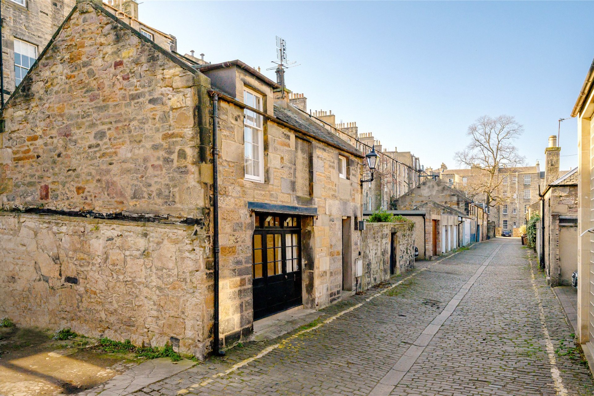2 Northumberland Street North West Lane, Edinburgh, EH3 6JL - Picture #2