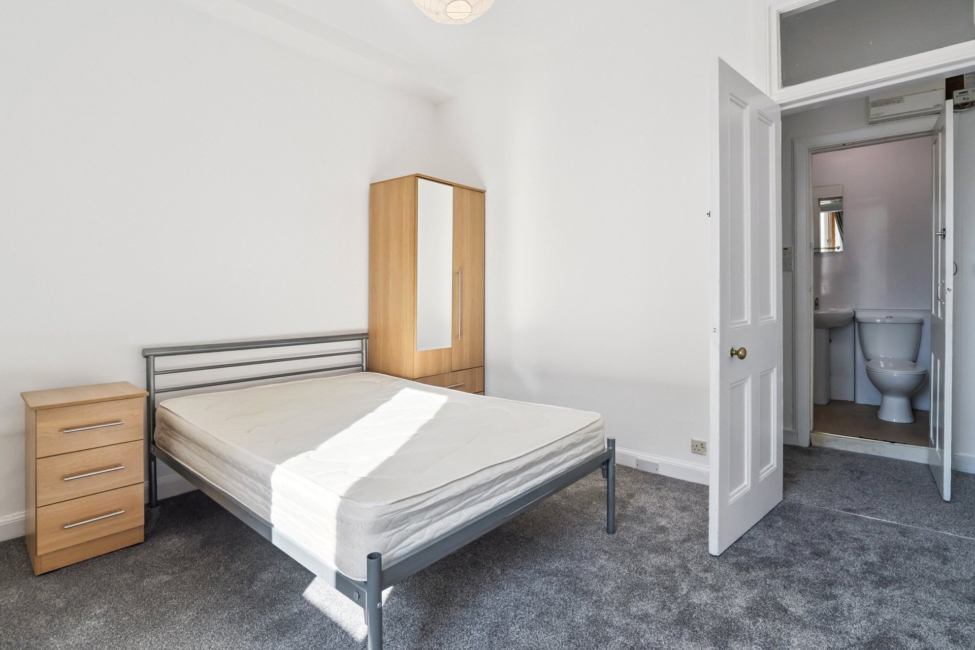 40/9 Caledonian Crescent, Edinburgh, Midlothian, EH11 2AG - Picture #8