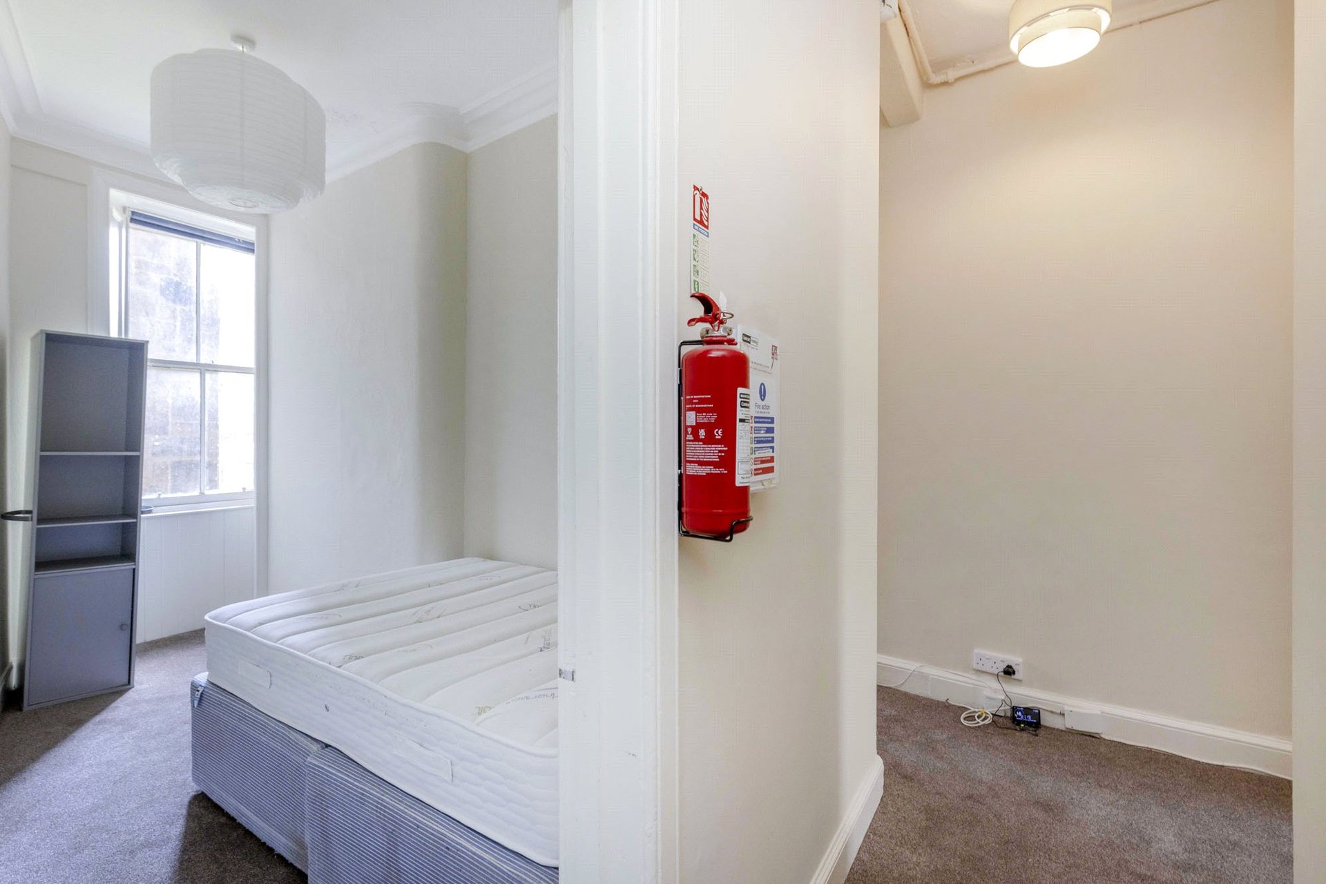 2F1, 20 Roseneath Place, Edinburgh, EH9 1JD - Picture #2