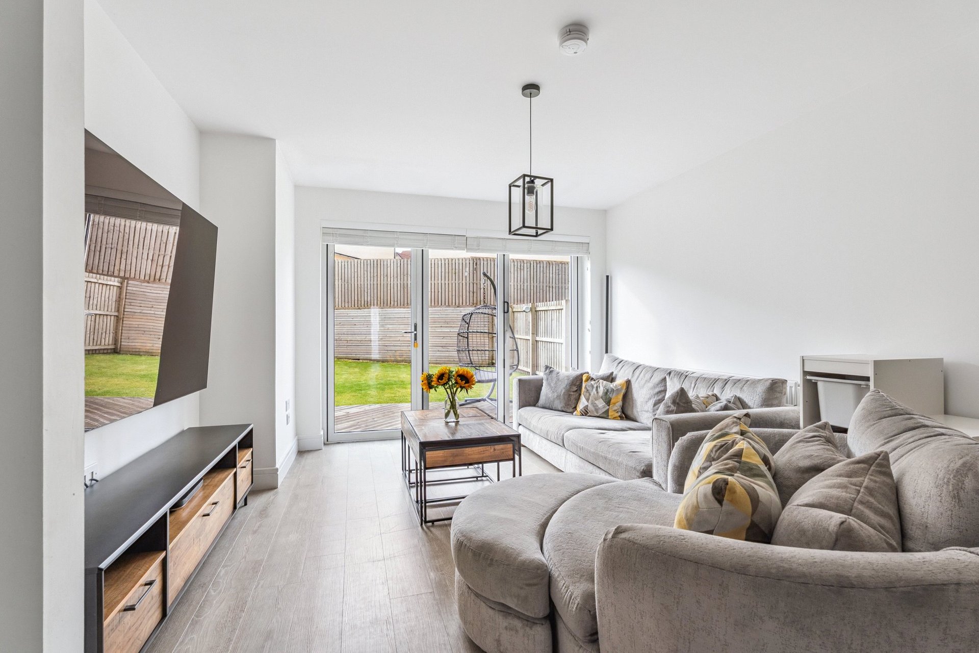 87 Littleton Park, Barrhead, Glasgow, East Renfrewshire, G78 2FA - Picture #4