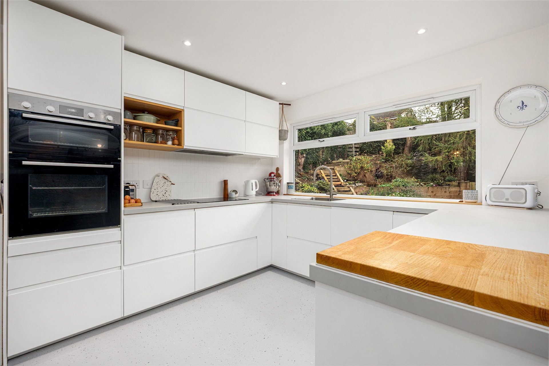 1 Moray Drive, Torrance, Glasgow, East Dunbartonshire, G64 4JG - Picture #10