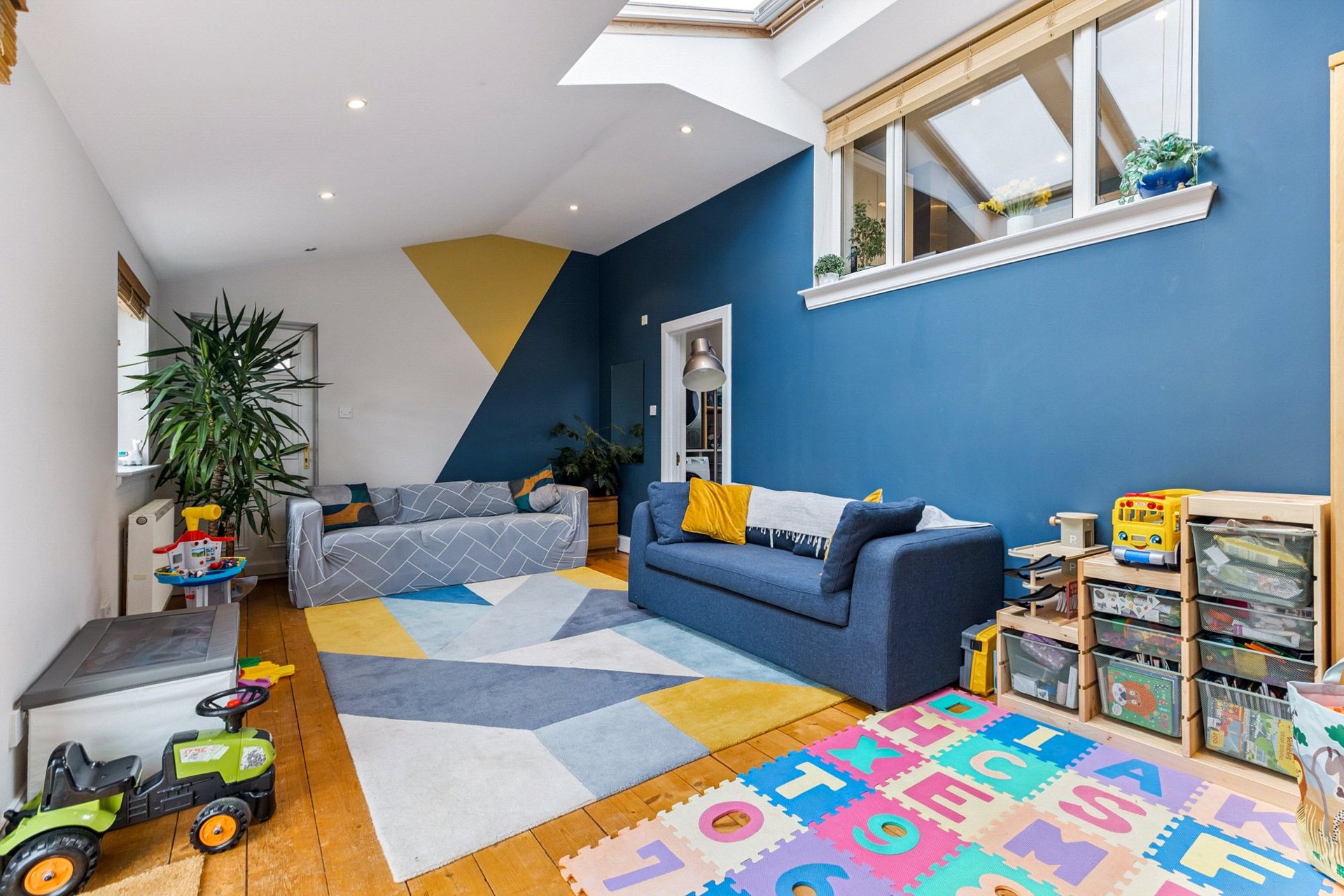 15 Cairnhill Road, Bearsden, G61 1AU - Picture #16