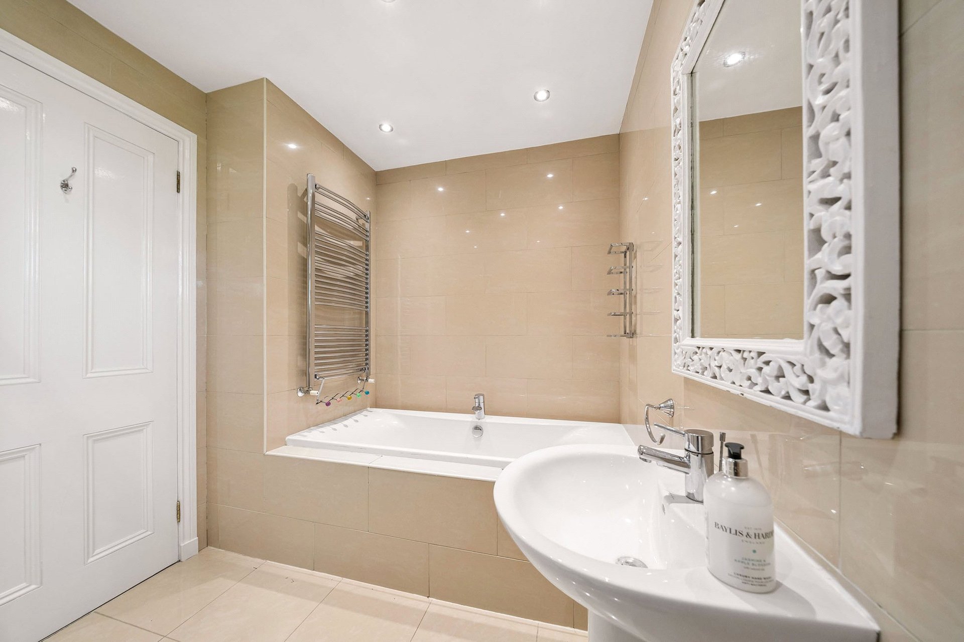 6 Church Road, Giffnock, Glasgow, East Renfrewshire, G46 6JU - Picture #38