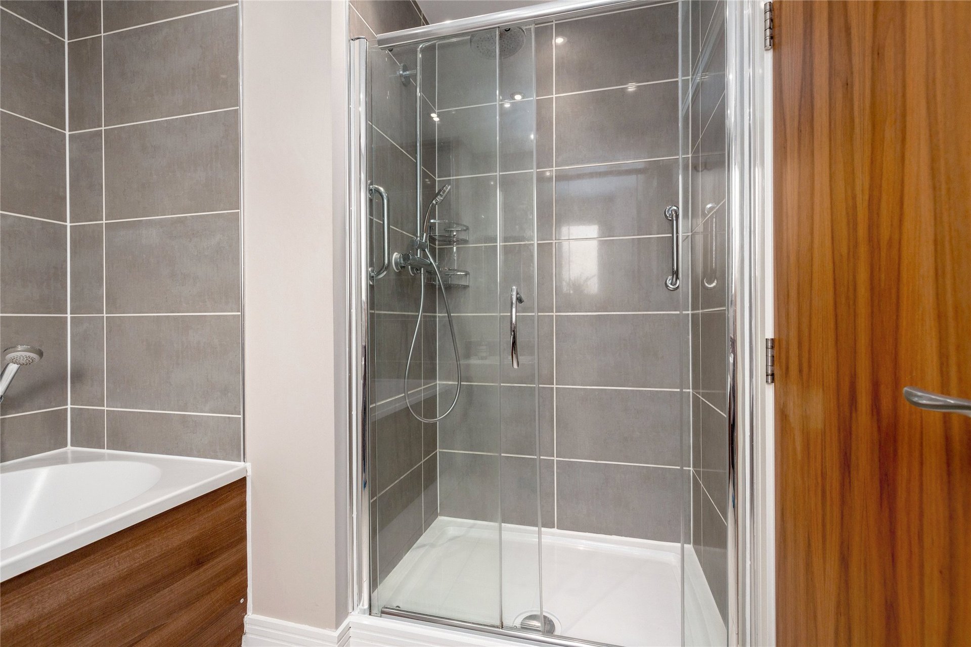 Flat 6, 61 Larkfield Gardens, Edinburgh, EH5 3QB - Picture #24