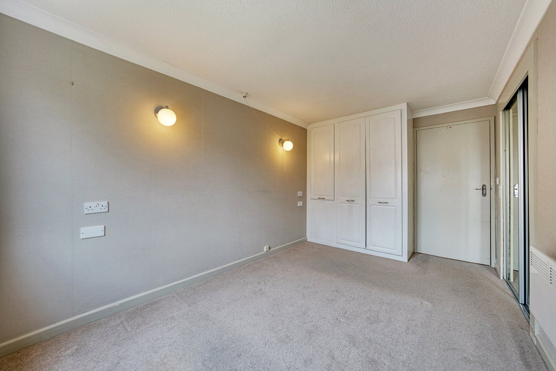 Flat 21, Homeshaw House, 27 Broomhill Gardens, Newton Mearns, Glasgow, East Renfrewshire, G77 5HP - Picture #12