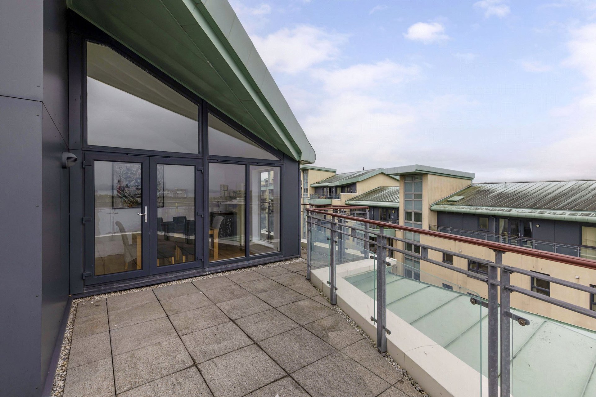 8/25 Portland Gardens, Edinburgh, EH6 6NJ - Picture #23
