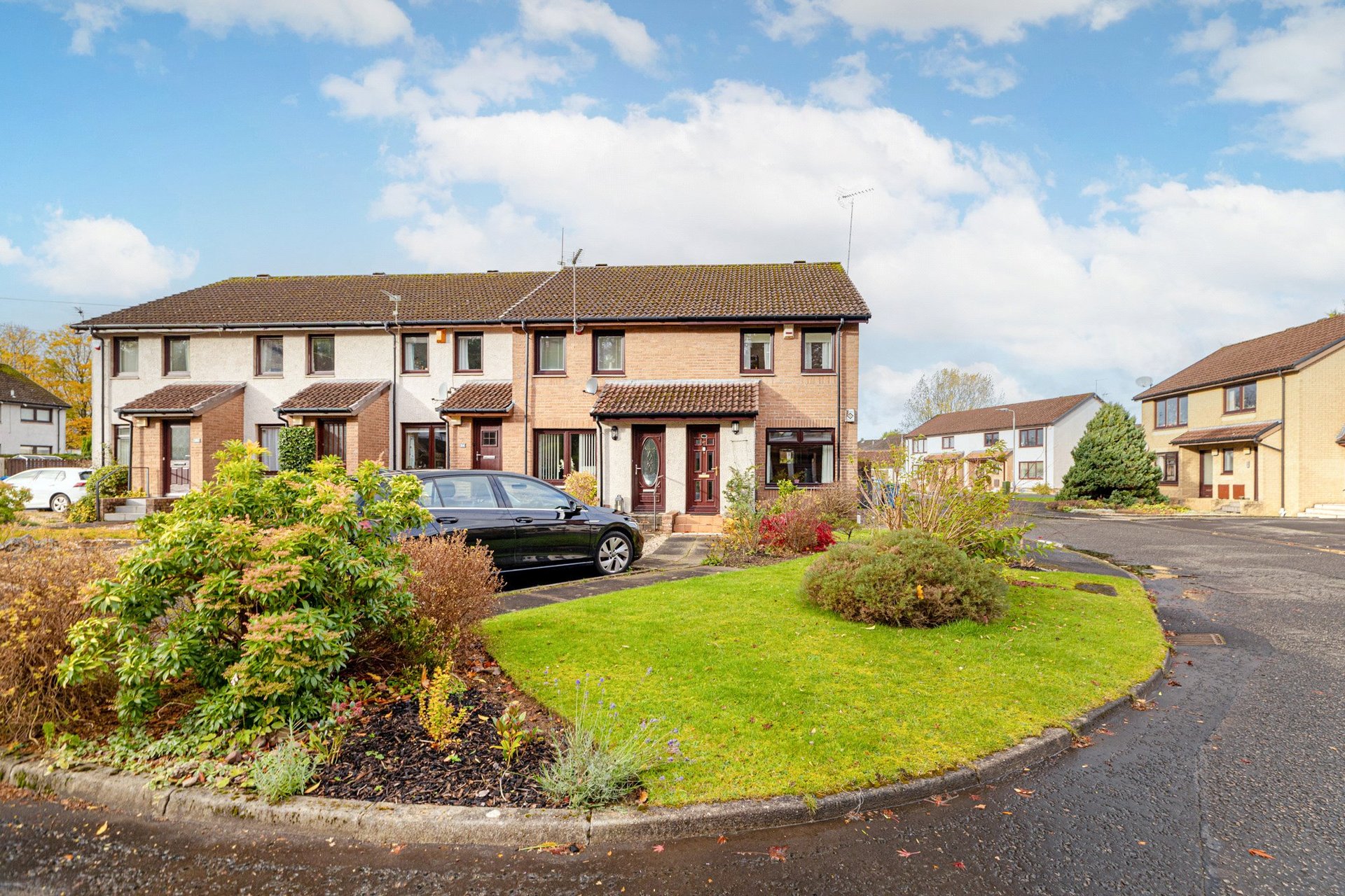 20 Wellmeadow Way, Newton Mearns, Glasgow, East Renfrewshire, G77 6RB - Picture #2