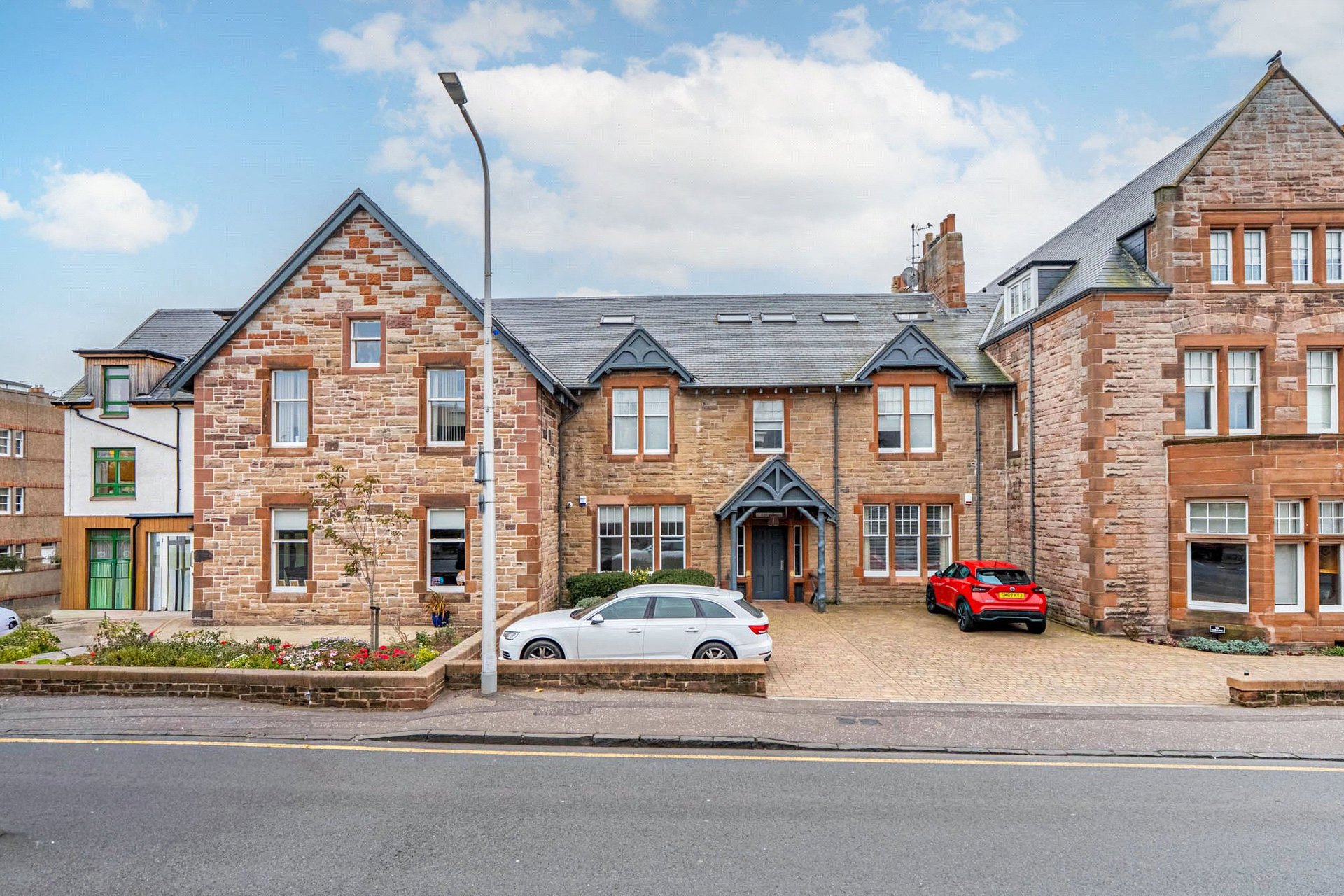 2/2 Archer House, 36 Main Street, Gullane, EH31 2AA - Picture #4