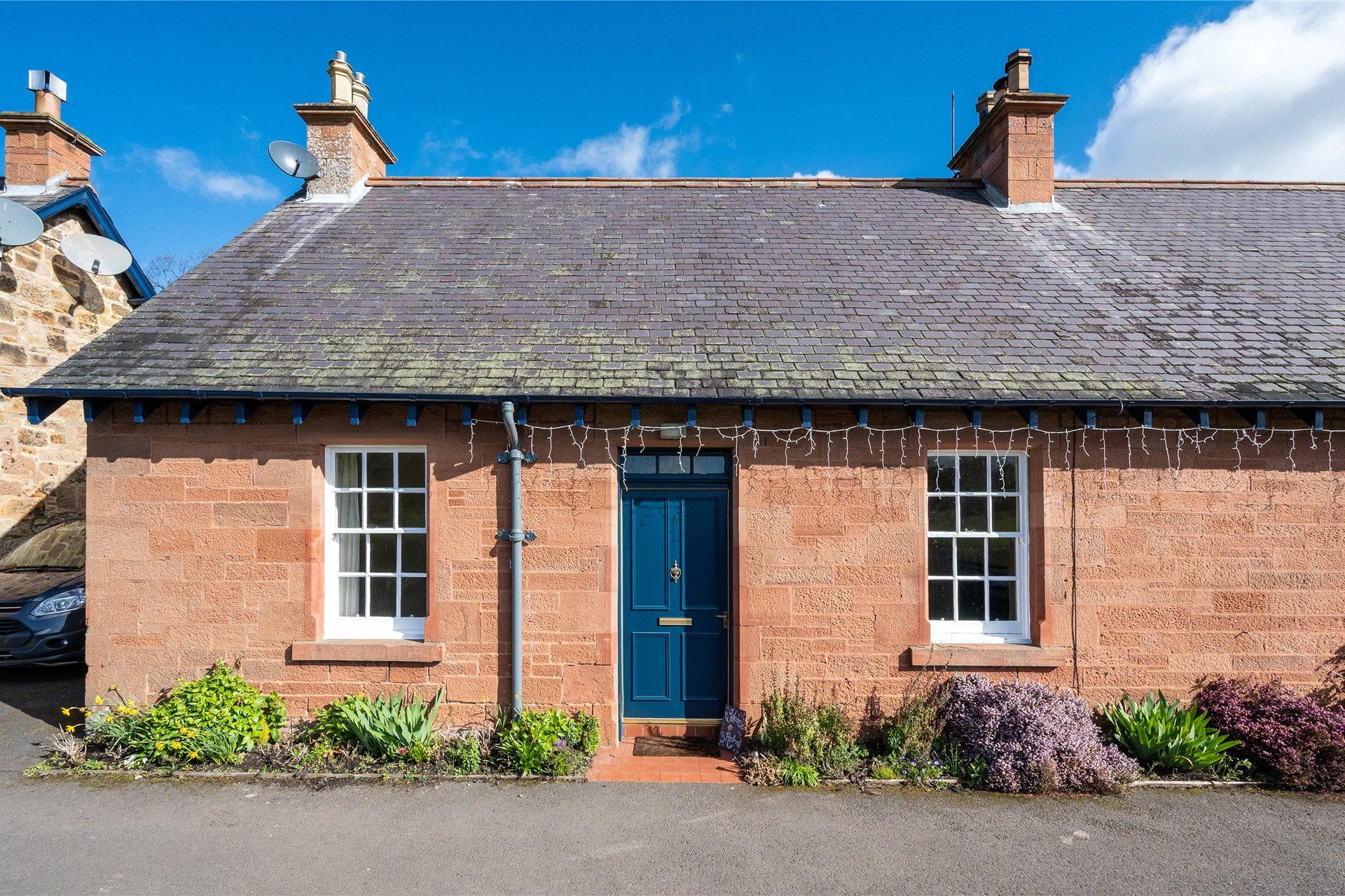 3 Redrow Cottages, Pathhead, Midlothian, EH37 5UQ - Picture #2