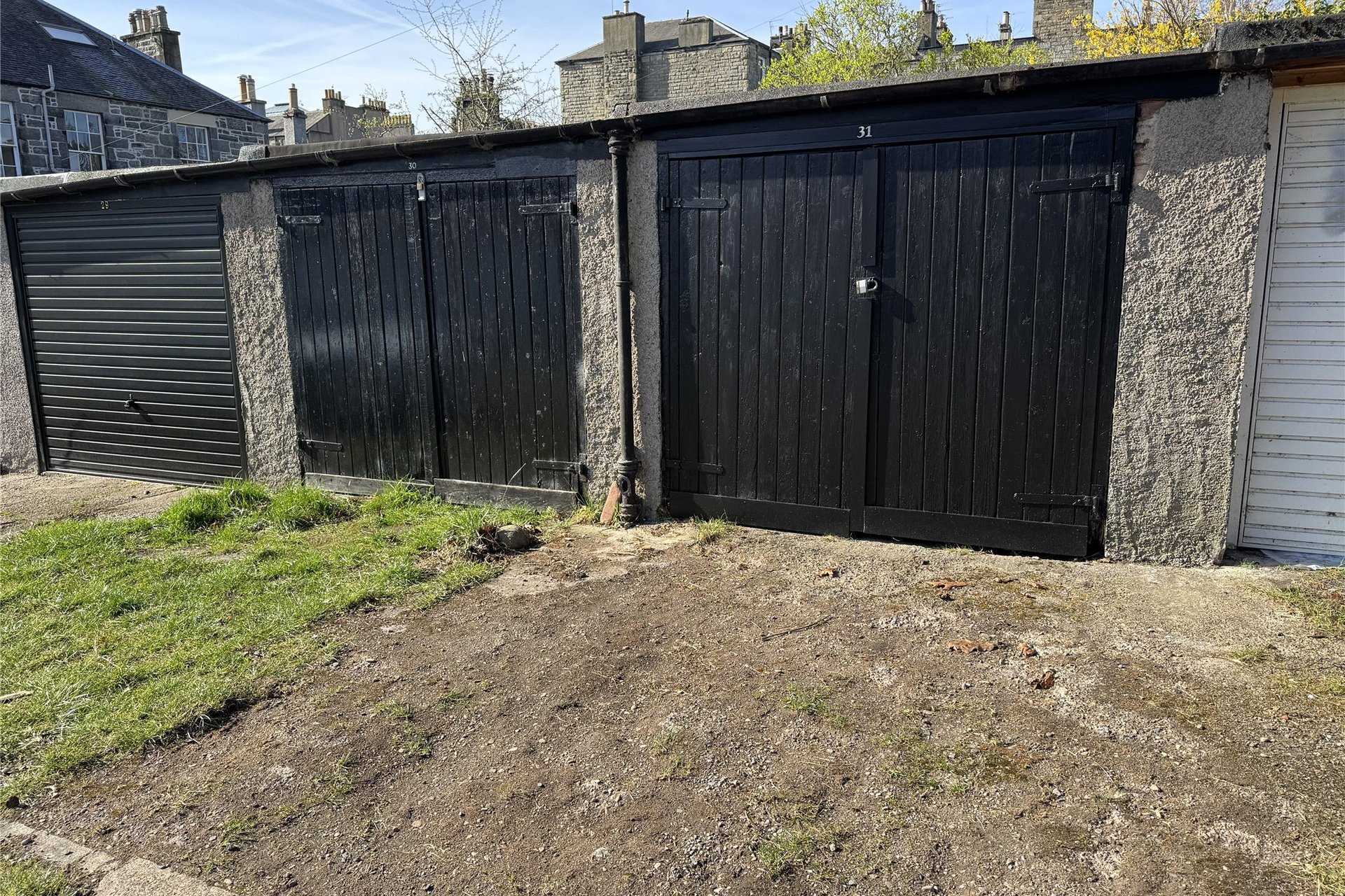 Garage 31, 18 Bonnington Grove, Edinburgh, Midlothian, EH6 4BP - Picture #5