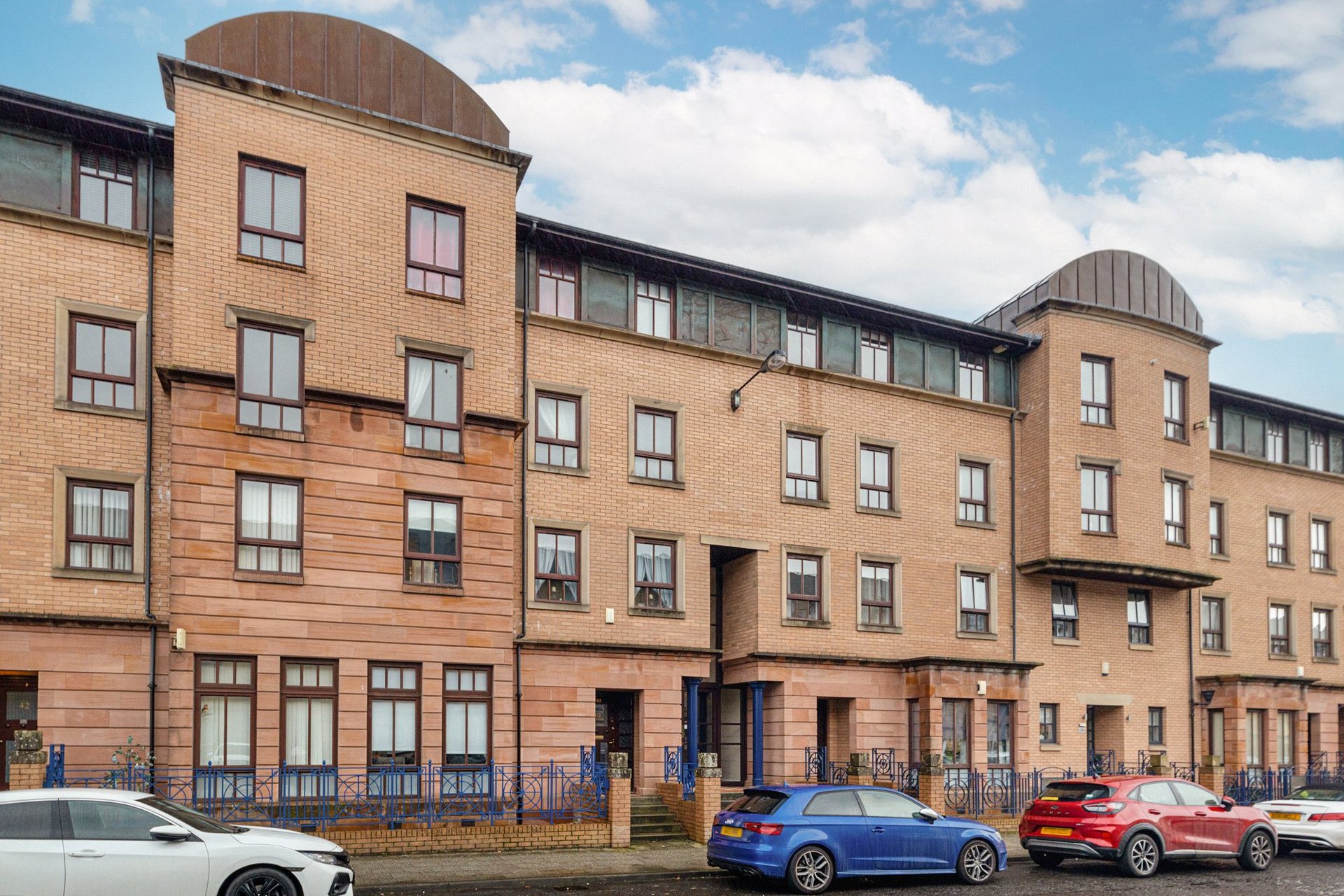 Flat 2/2, 38 Errol Gardens, New Gorbals, Glasgow, G5 0RR - Picture #1