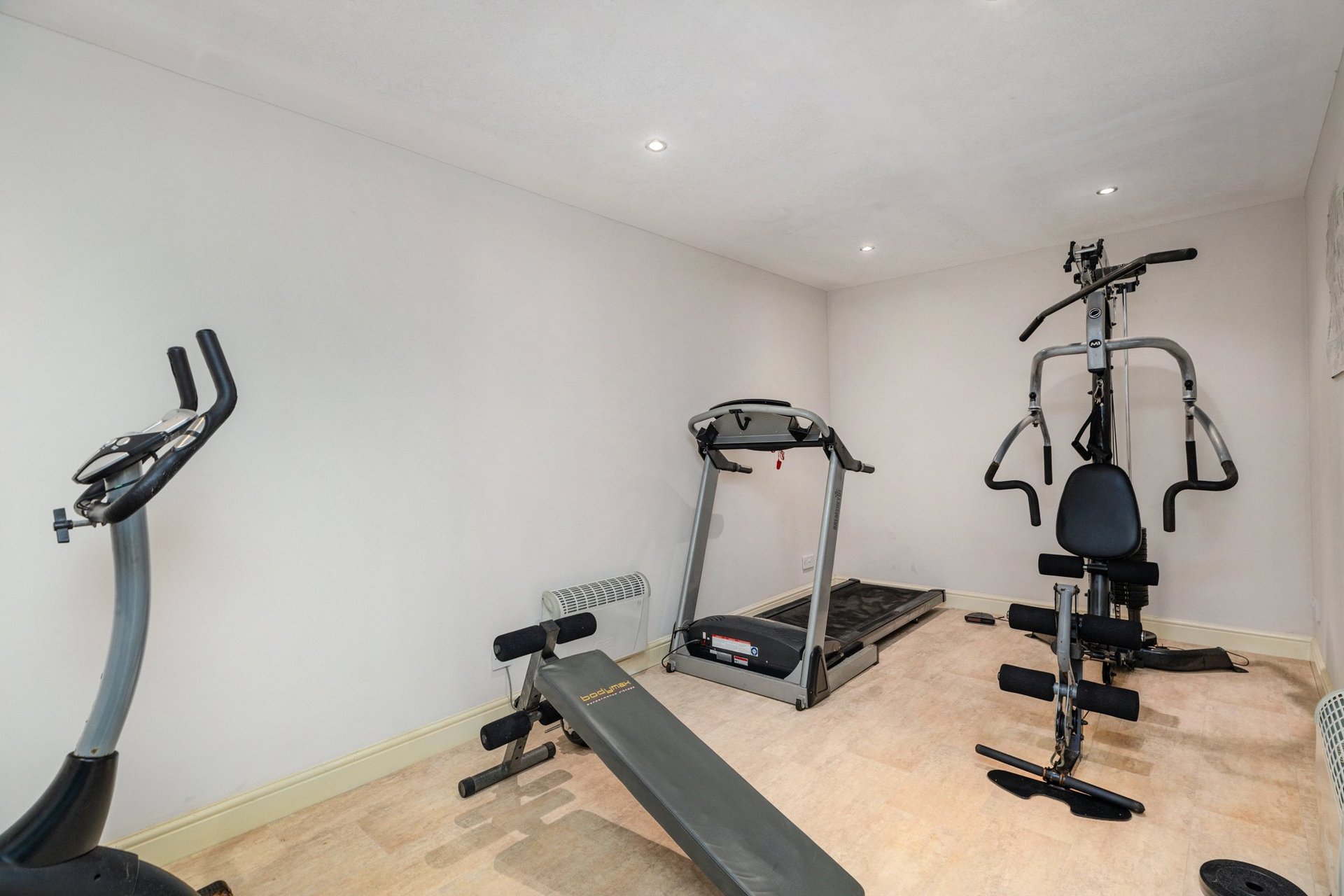 1 Robert Burns Drive, Bearsden, G61 3DD - Picture #38