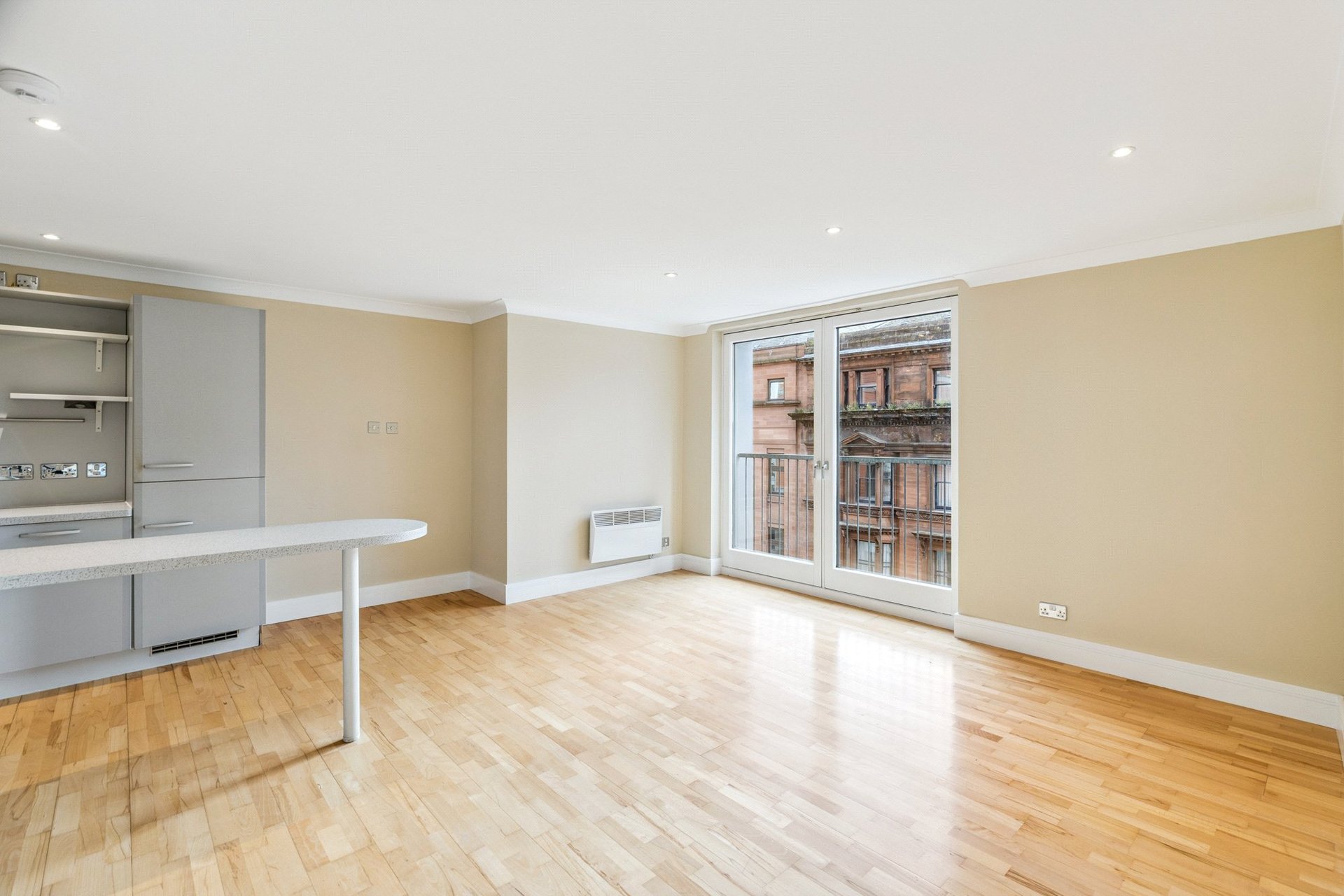Flat 3/2 Block E Bridge Apartments, 350 Argyle Street, Glasgow City, G2 8NE - Picture #3