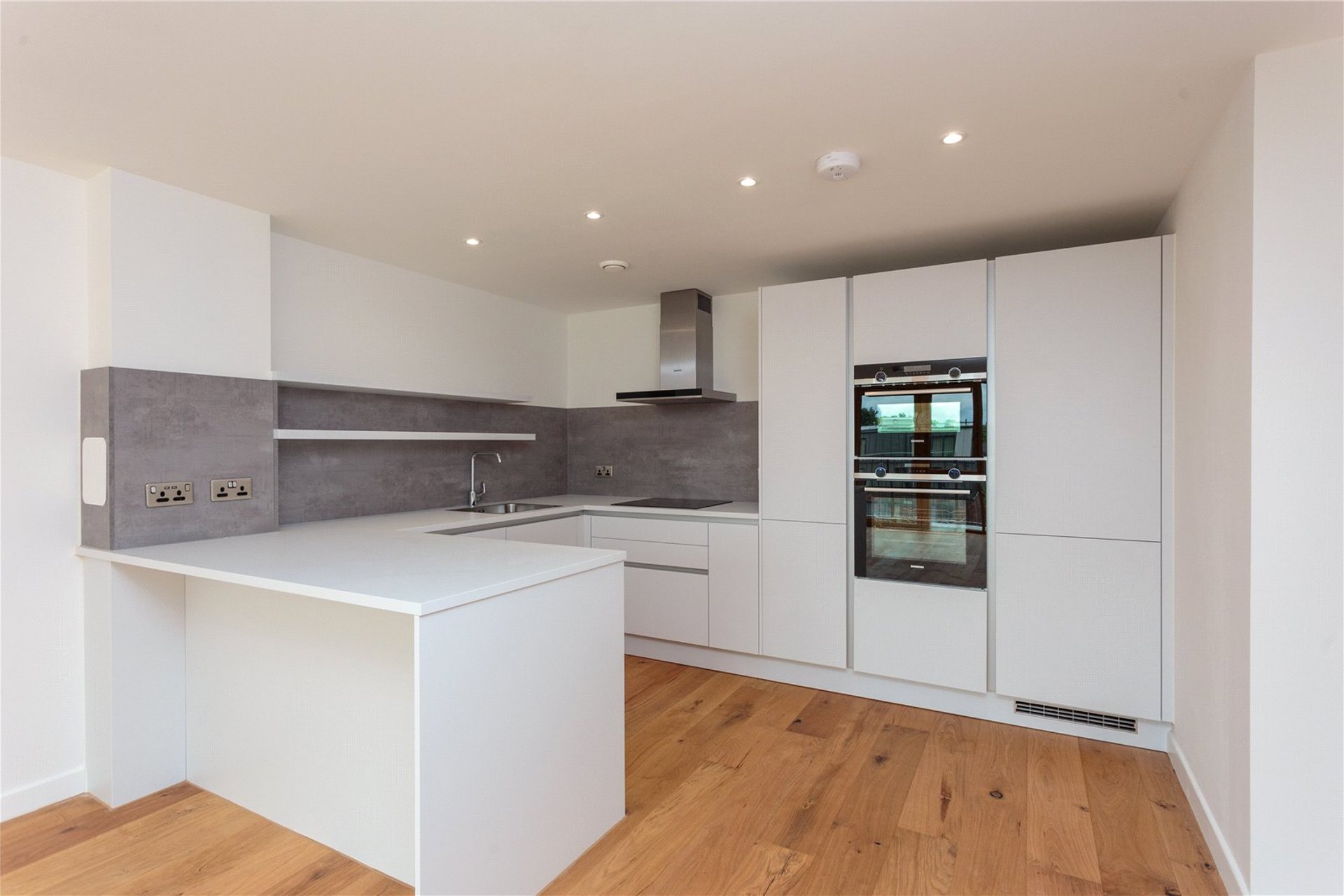 Flat 20, 16 Hughes Close, Edinburgh, EH7 4FY - Picture #8