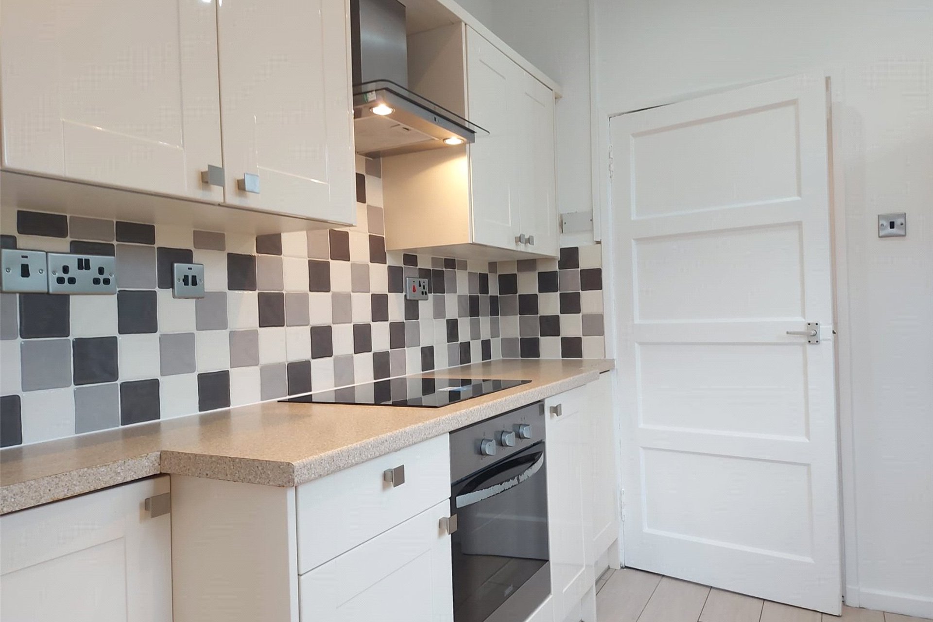 37 Bellenden Gardens, Edinburgh, Midlothian, EH16 5TB - Picture #3