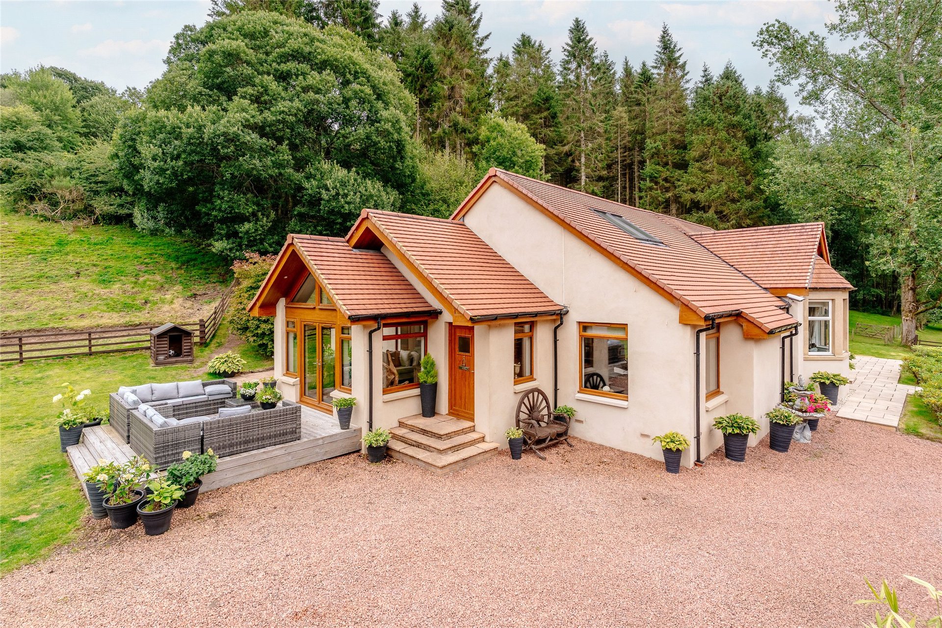 Woodend, Mousebank Road, Lanark, ML11 7TD - Picture #3