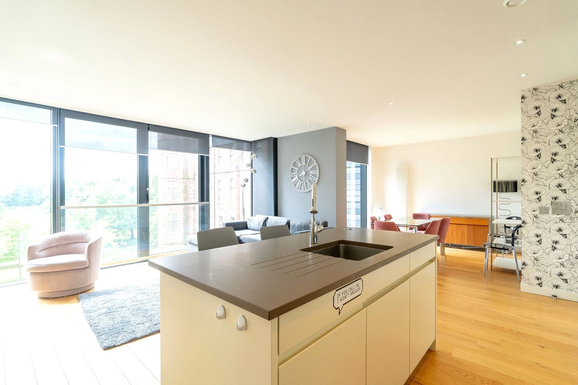 Flat 7, 15 Simpson Loan, Edinburgh, EH3 9GB - Picture #3