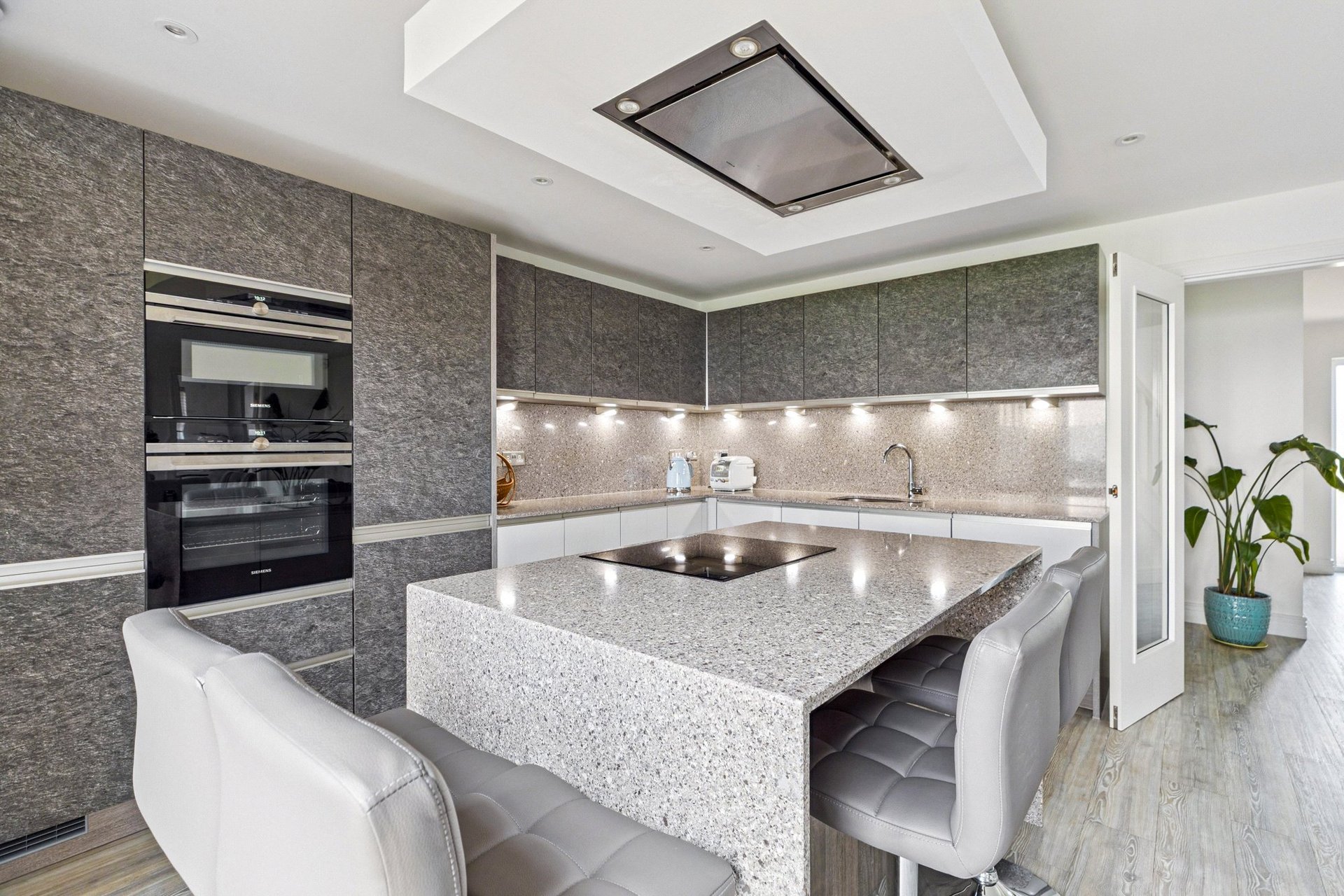 19 Maidenhill Grove, Newton Mearns, Glasgow, G77 5GT - Picture #10