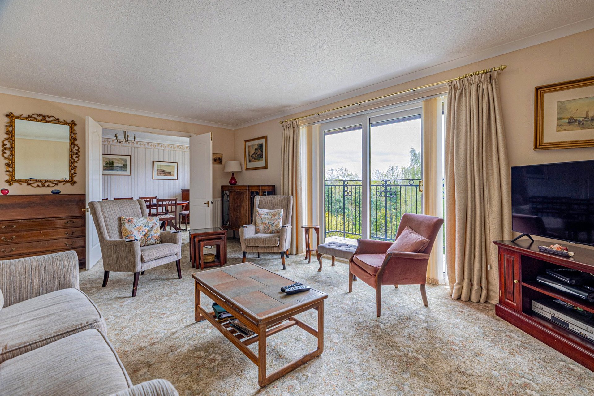 22 Ravenscourt, Thorntonhall, Glasgow, South Lanarkshire, G74 5AZ - Picture #7