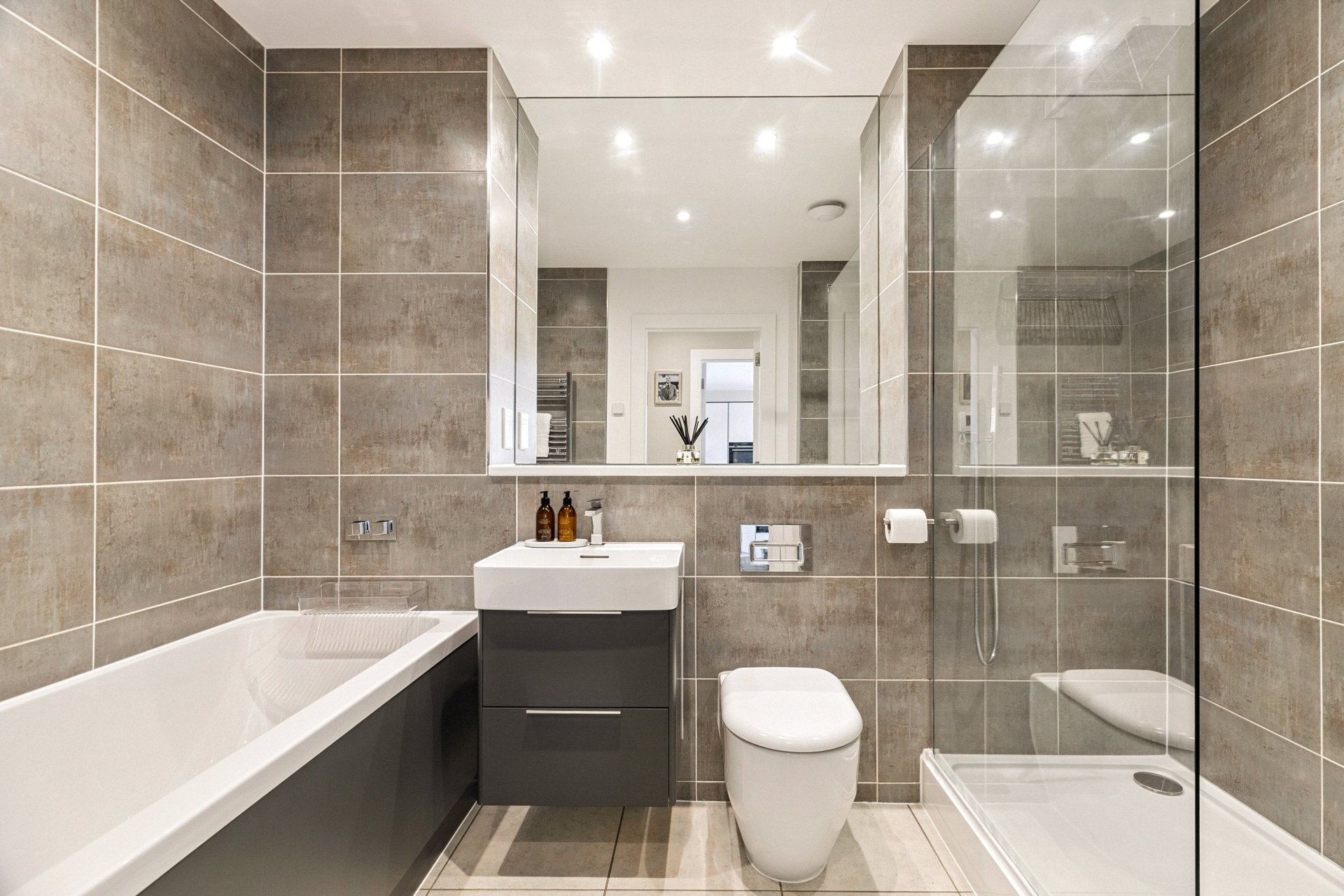 2/4, 1 Teacher Court, Jordanhill, Glasgow, G13 1SY - Picture #21