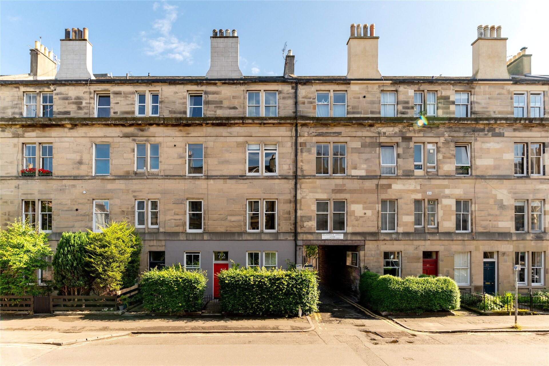 74/1 Montgomery Street, Edinburgh, Midlothian, EH7 5JA - Picture #1