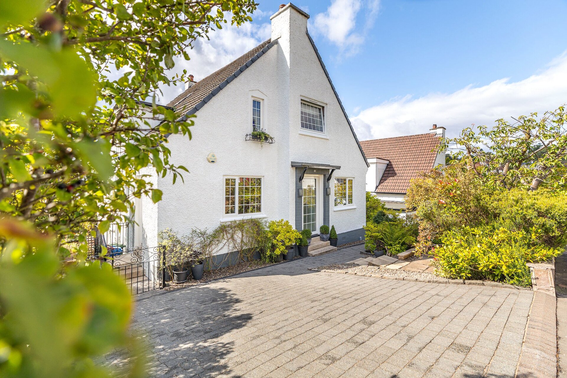 28 North Grange Road, Bearsden, Glasgow, G61 3AF - Picture #1