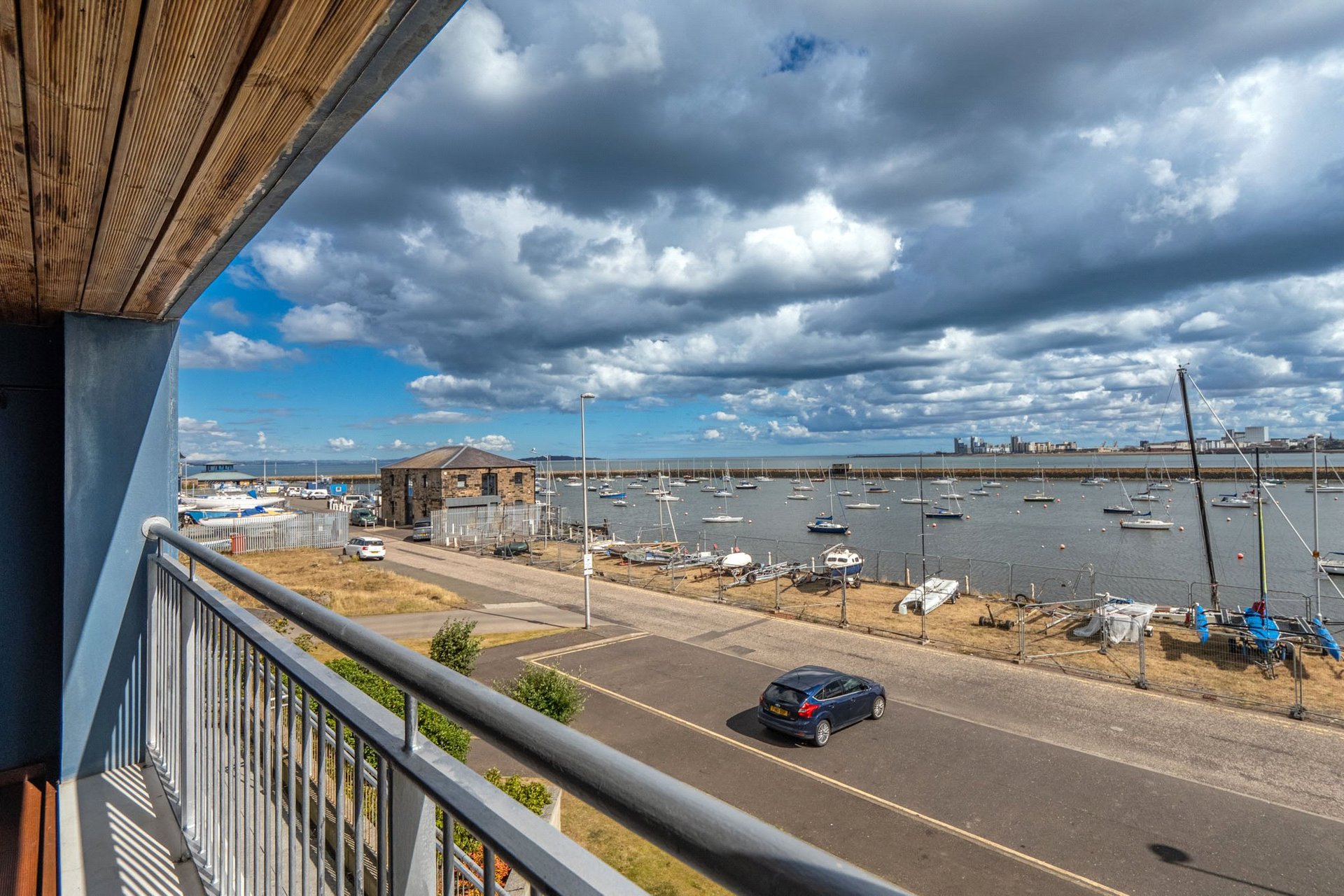 Flat 6, 1 Heron Place, Edinburgh, Midlothian, EH5 1GG - Picture #9