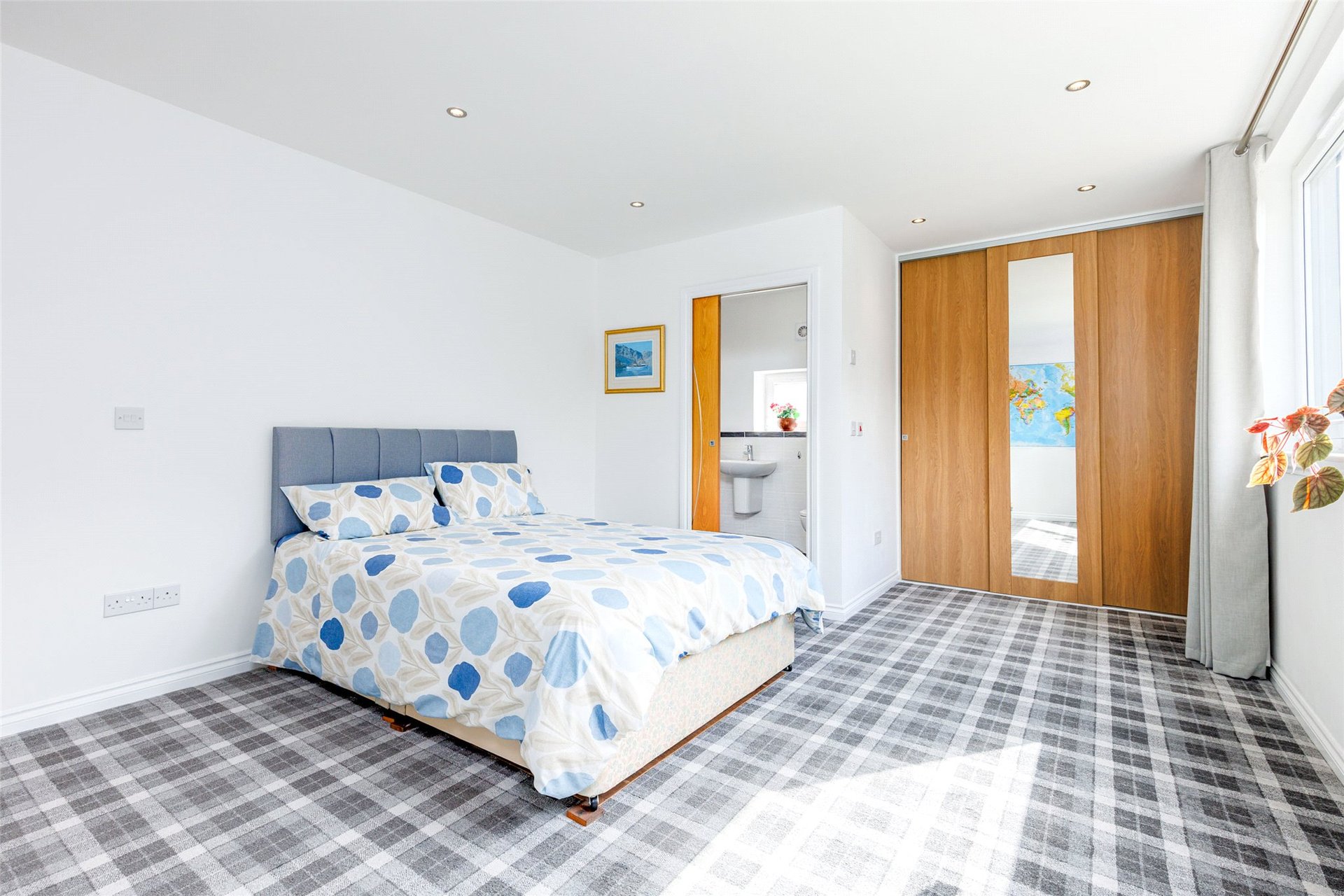 14 Tannoch Drive, Milngavie, G62 8AY - Picture #35