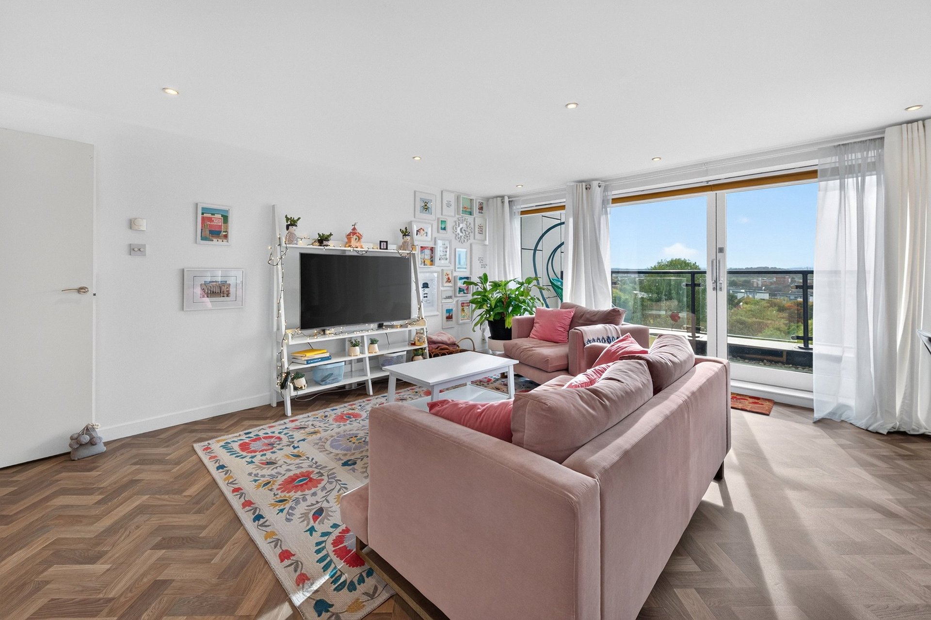 Flat 9/3, 82 Templeton Street, Glasgow Green, Glasgow, G40 1EE - Picture #10