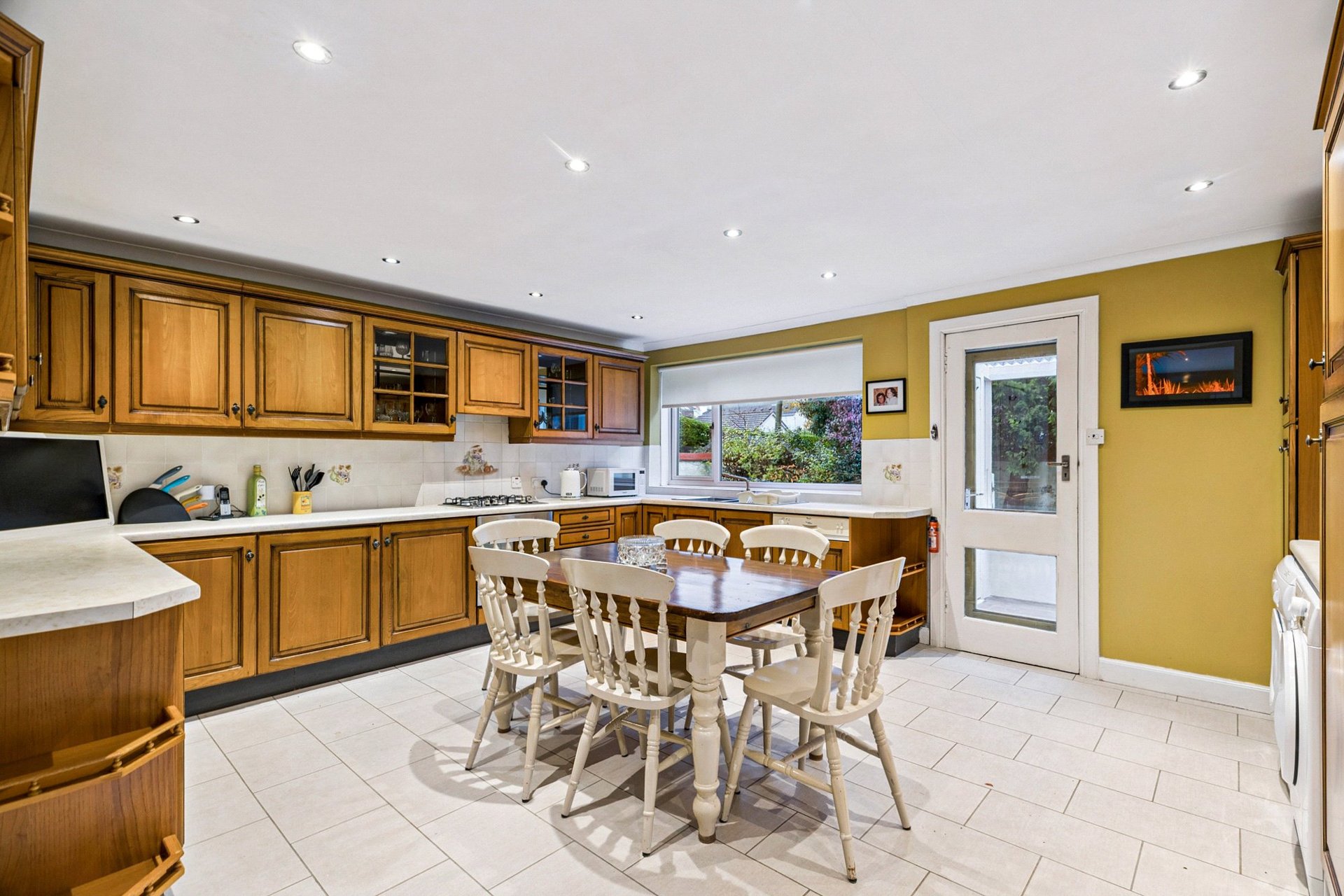 8 Woodburn Road, Newlands, Glasgow, G43 2TN - Picture #11