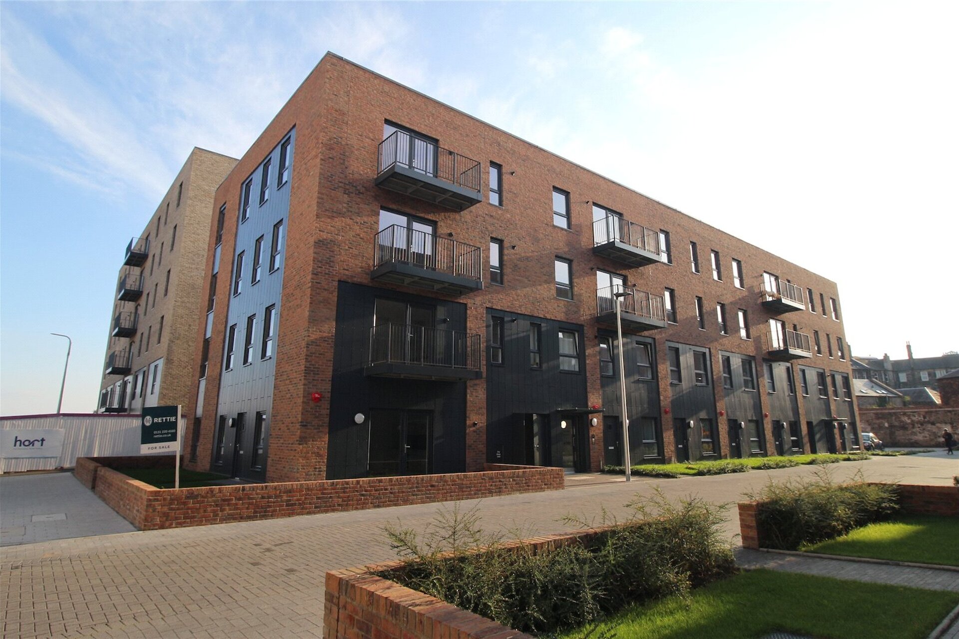 1/1 Chandler Crescent, Edinburgh, EH6 7AP - Picture #1