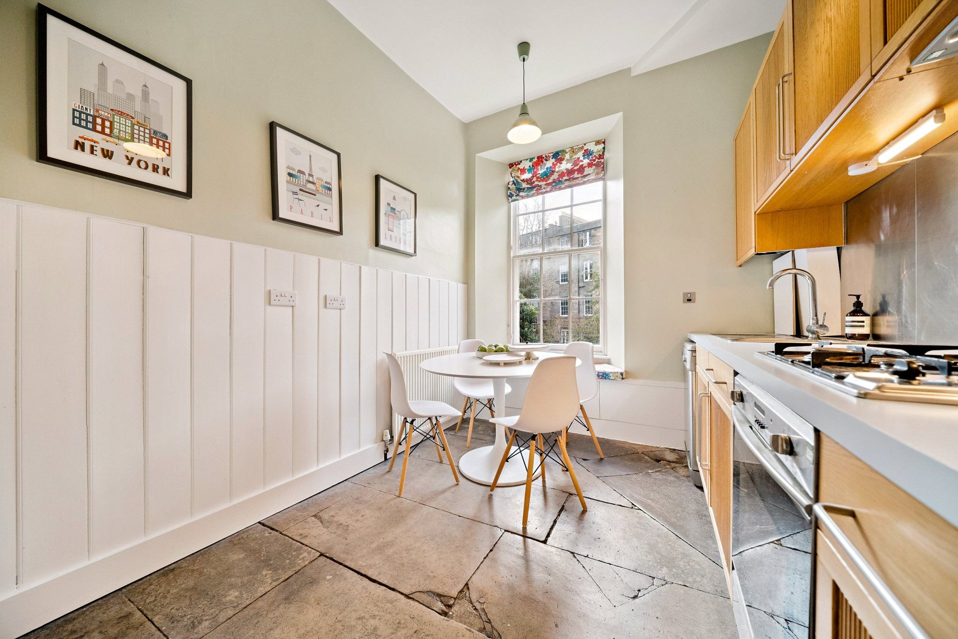 2/4 East Broughton Place, Edinburgh, EH1 3RP - Picture #8