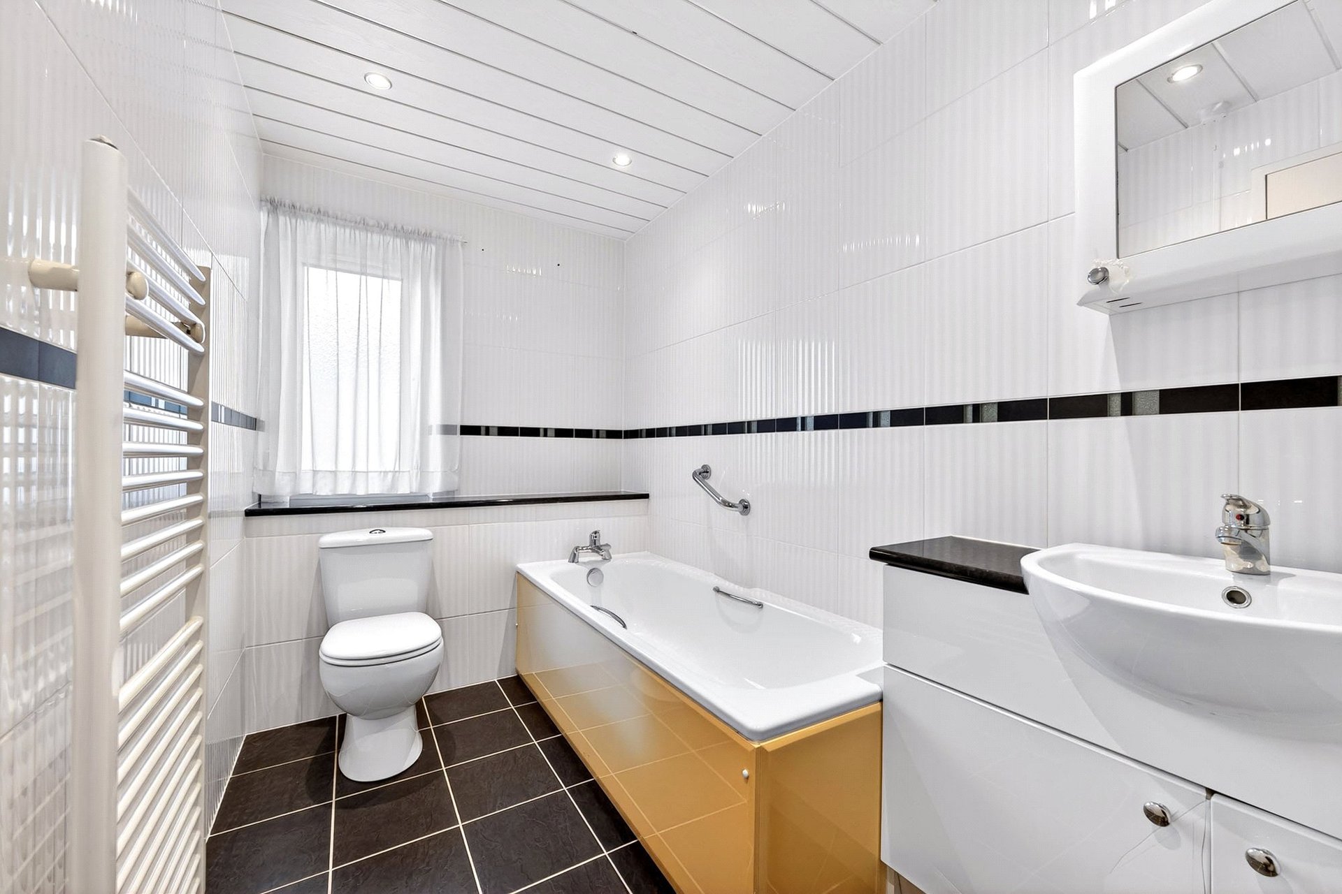 4/12 Succoth Court, Edinburgh, Midlothian, EH12 6BZ - Picture #13