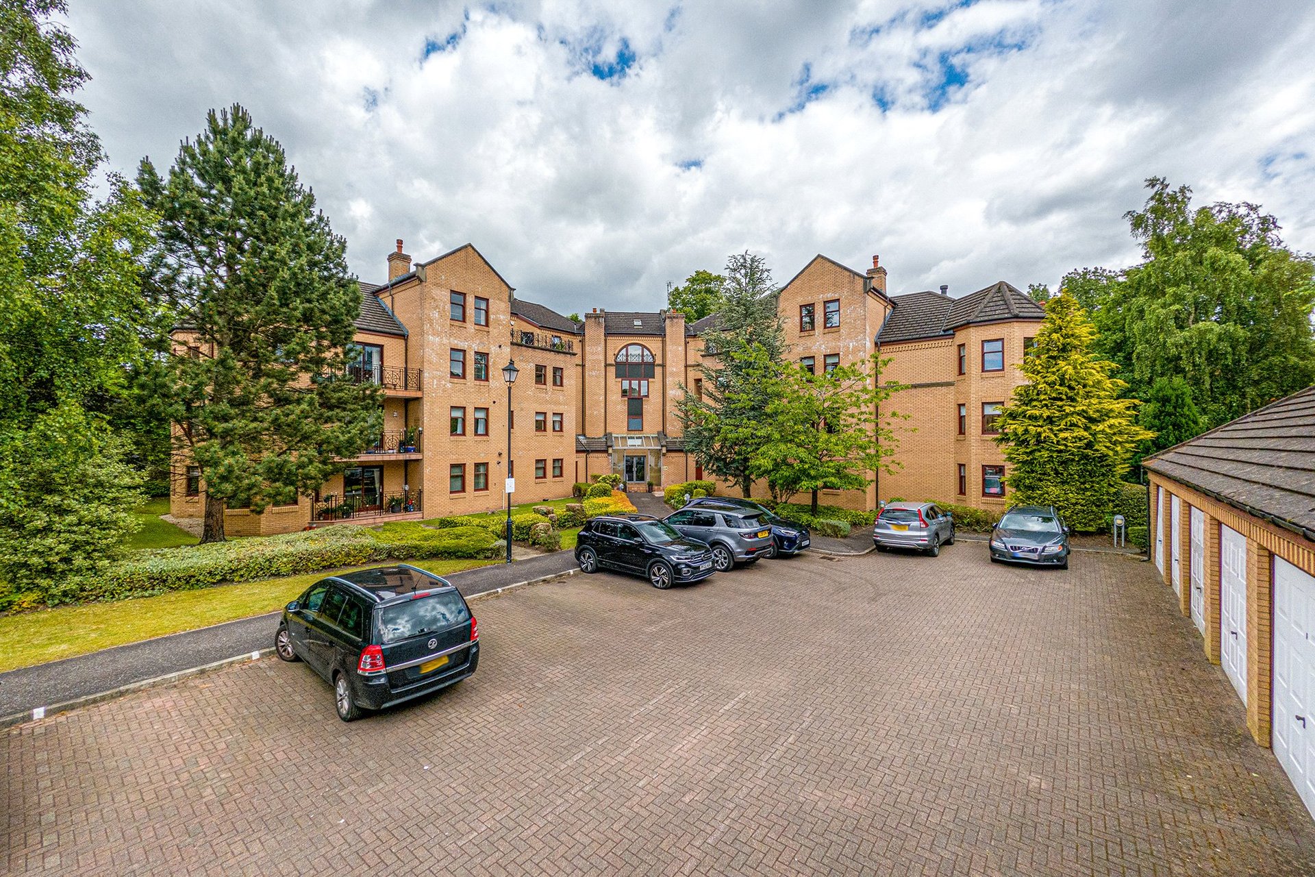 Flat A, Regent Court, 15 Hughenden Lane, Hyndland, Glasgow, G12 9XU - Picture #1